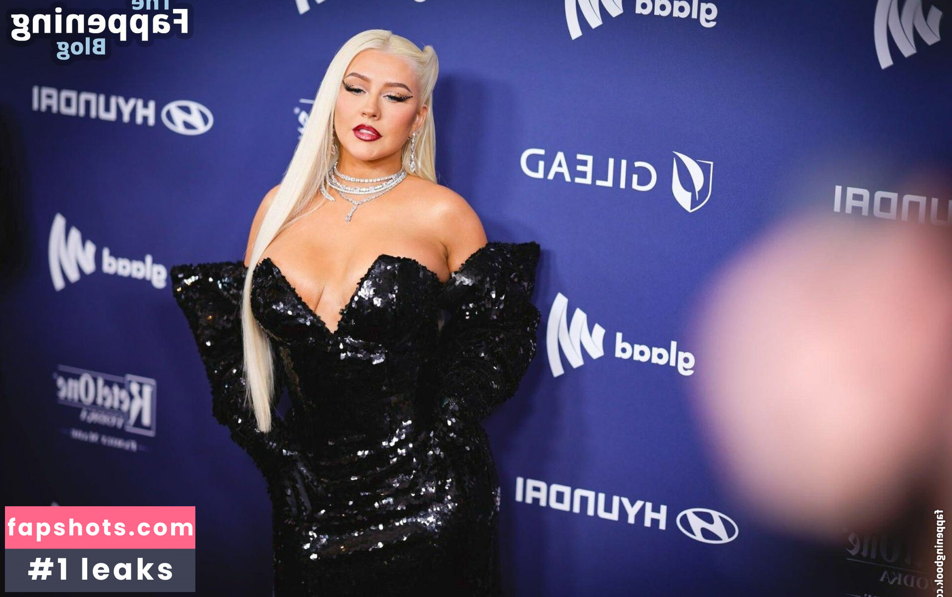 Christina Aguilera gallery photo #864