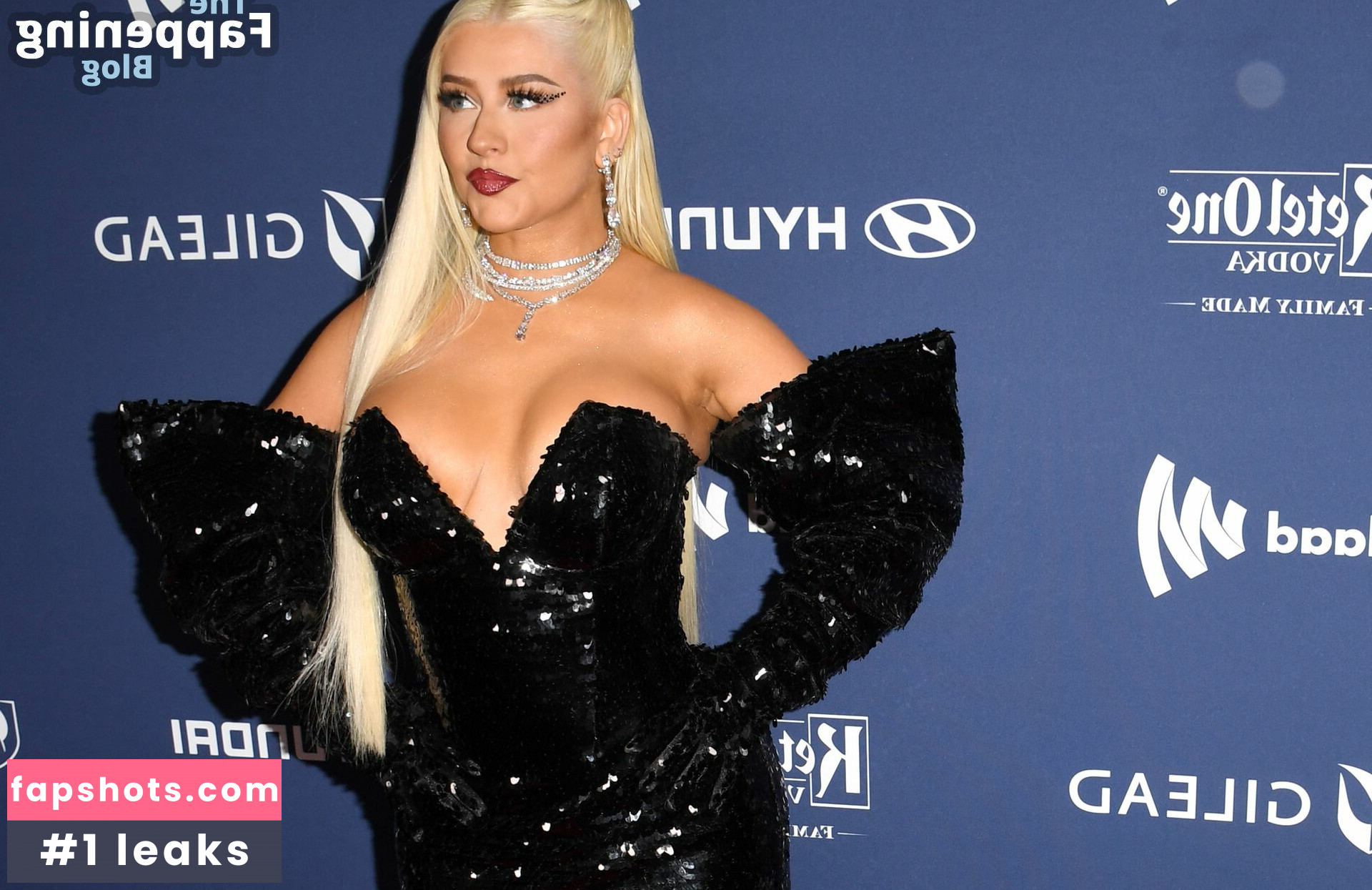 Christina Aguilera gallery photo #868