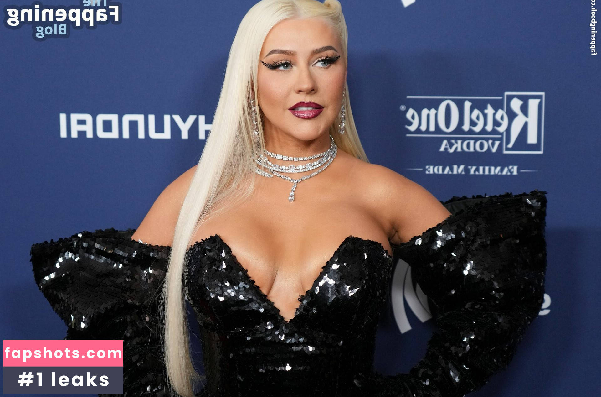 Christina Aguilera gallery photo #875