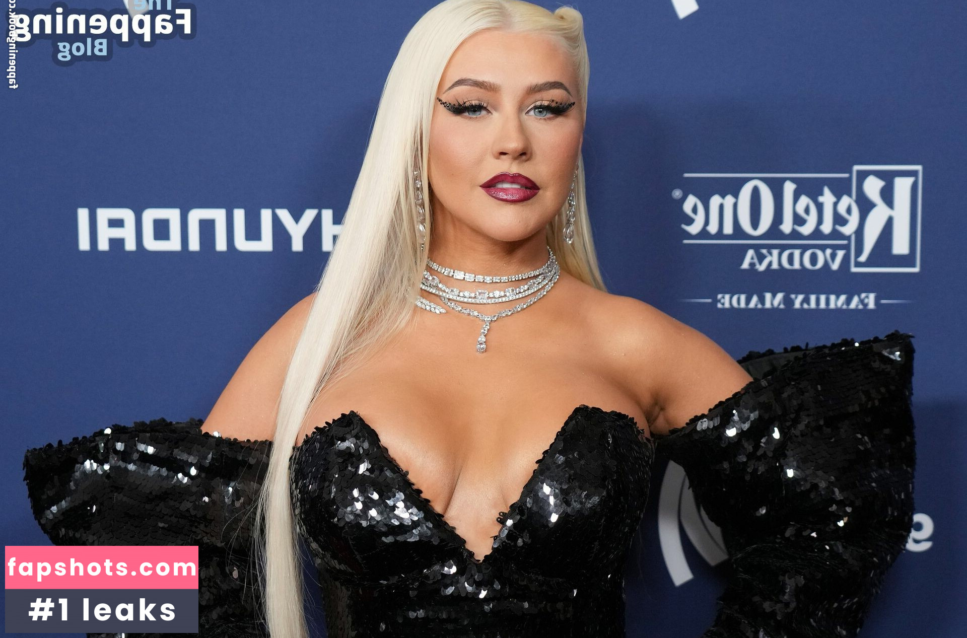 Christina Aguilera gallery photo #876