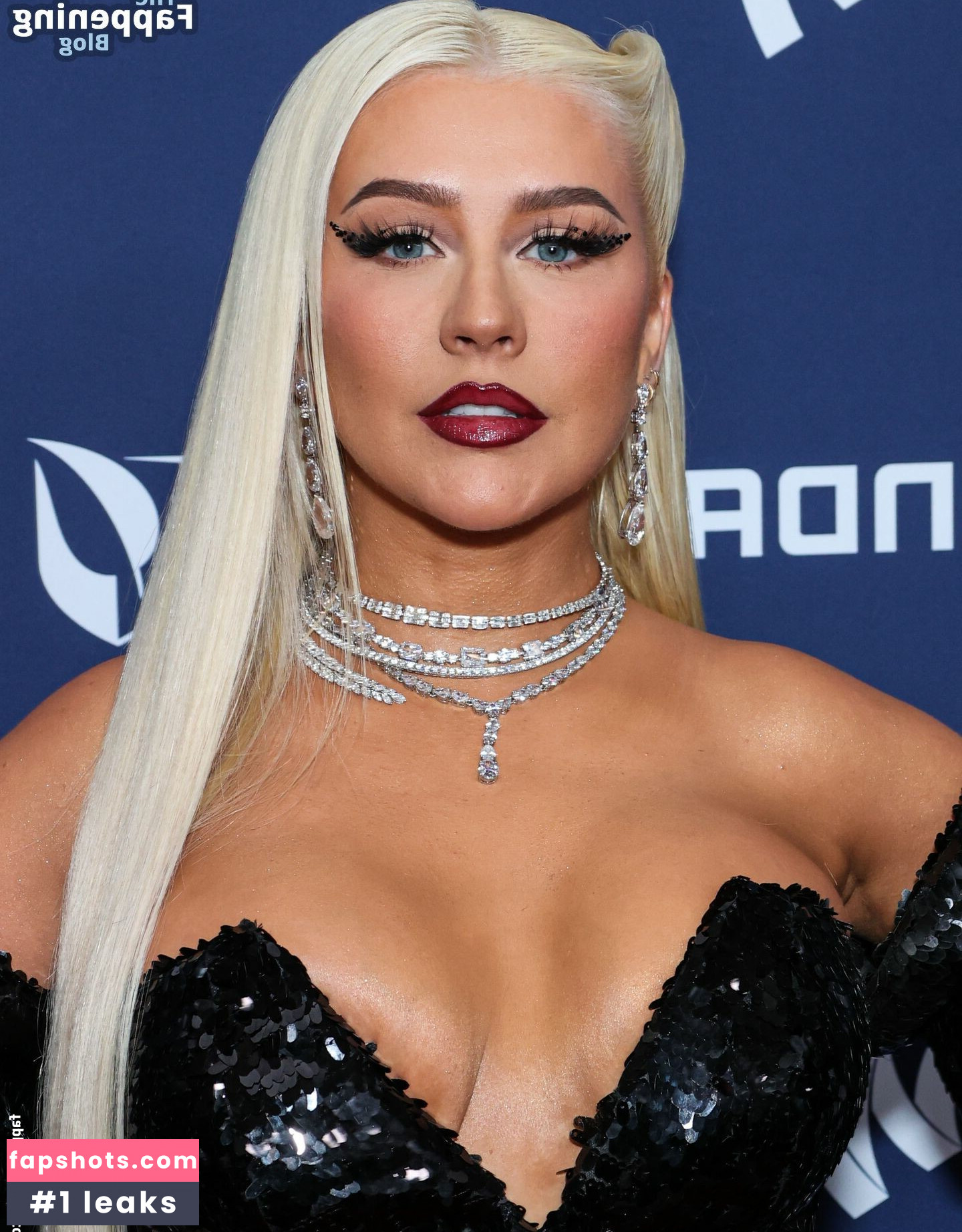 Christina Aguilera gallery photo #895