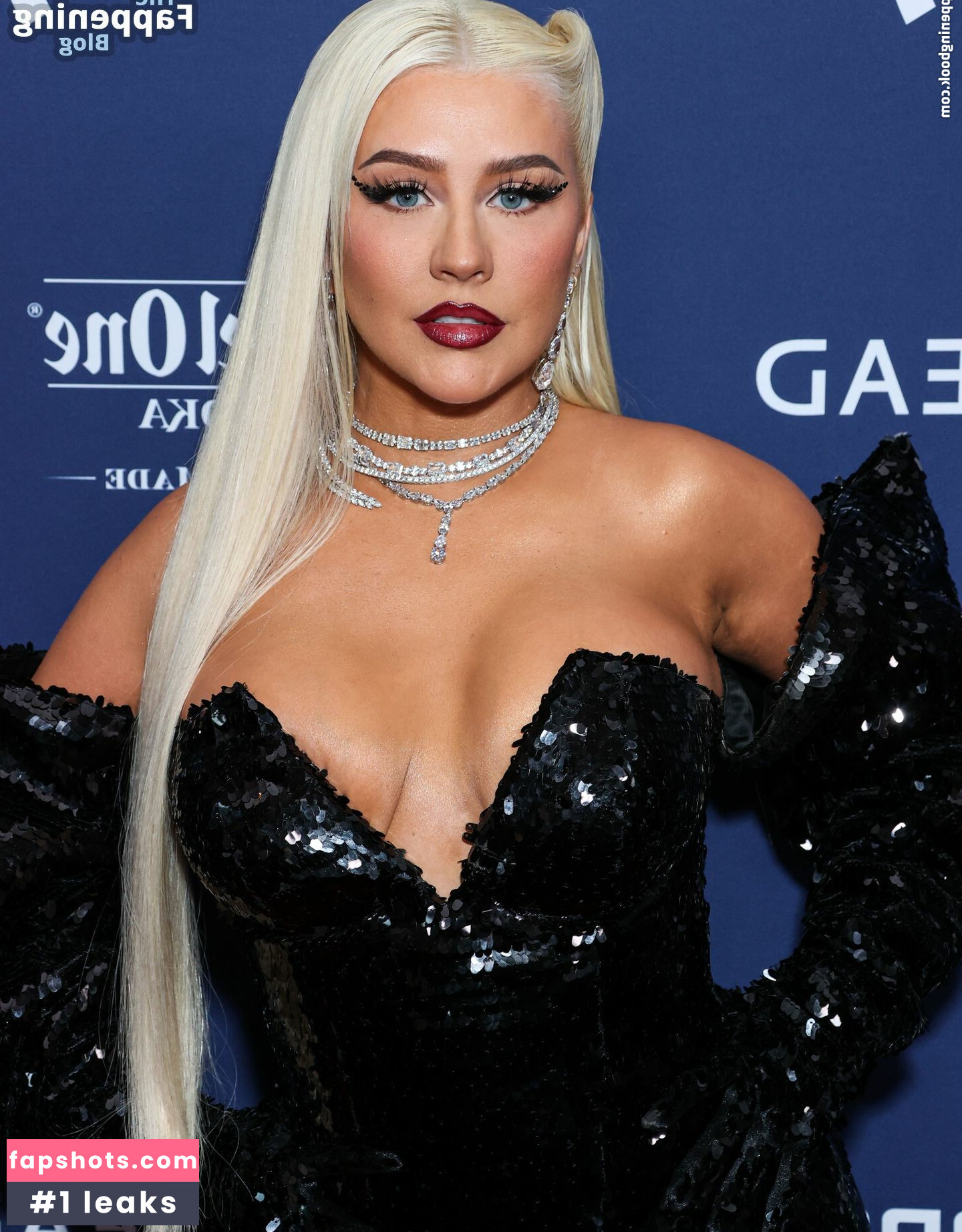 Christina Aguilera gallery photo #904