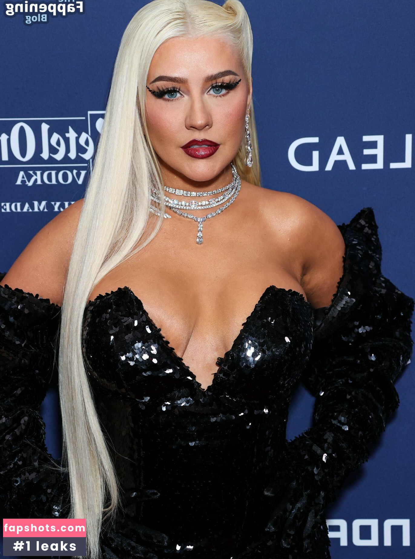 Christina Aguilera gallery photo #905