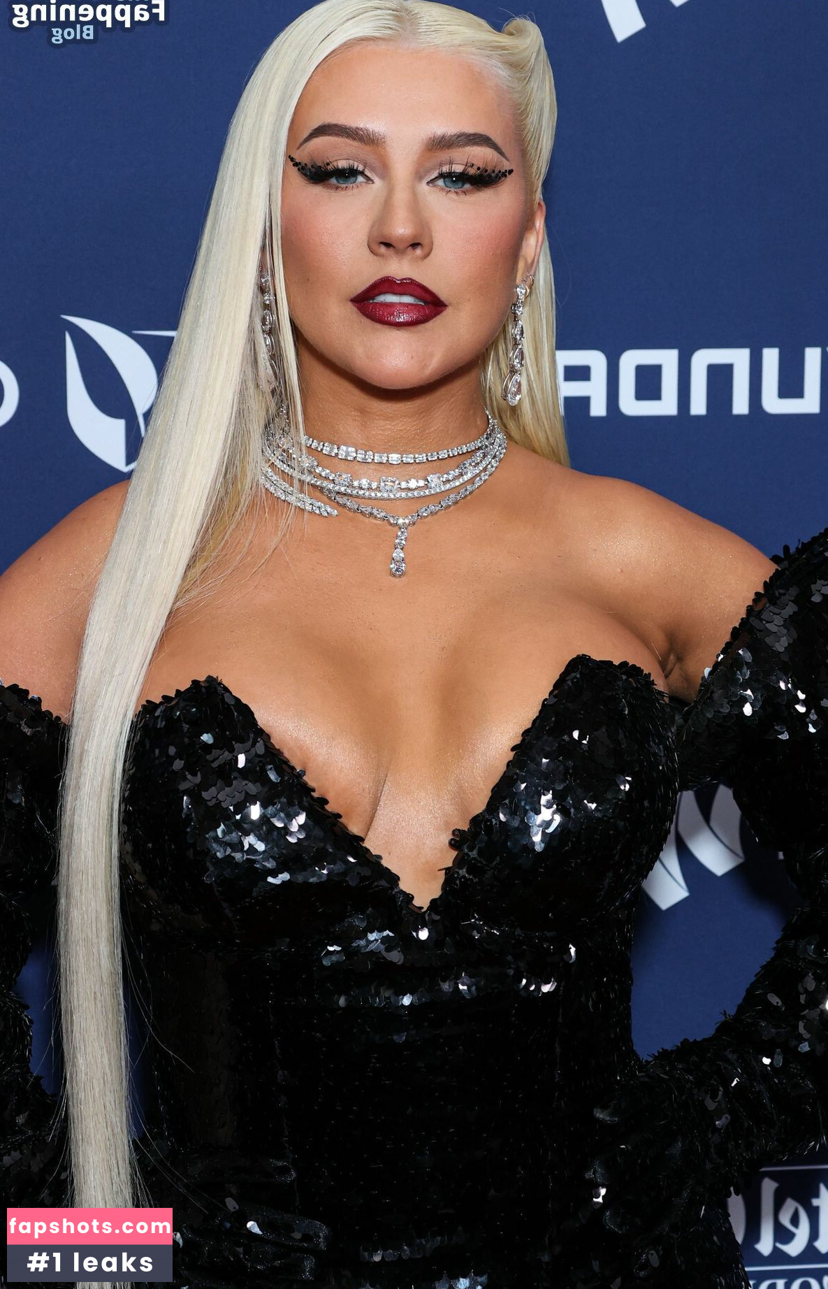 Christina Aguilera gallery photo #907