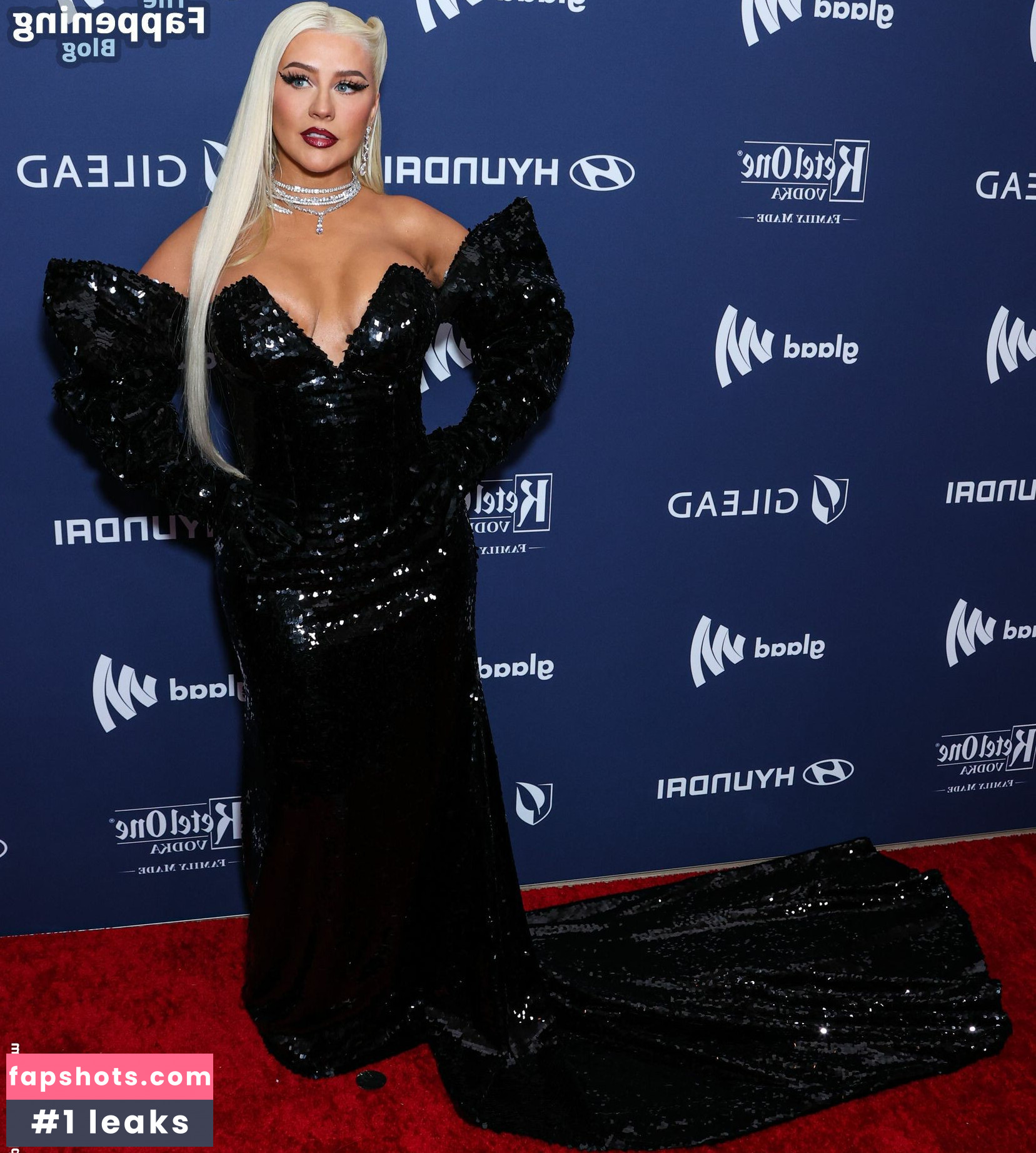 Christina Aguilera gallery photo #908