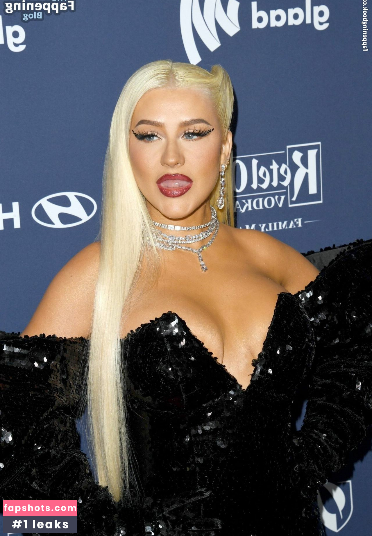 Christina Aguilera gallery photo #911