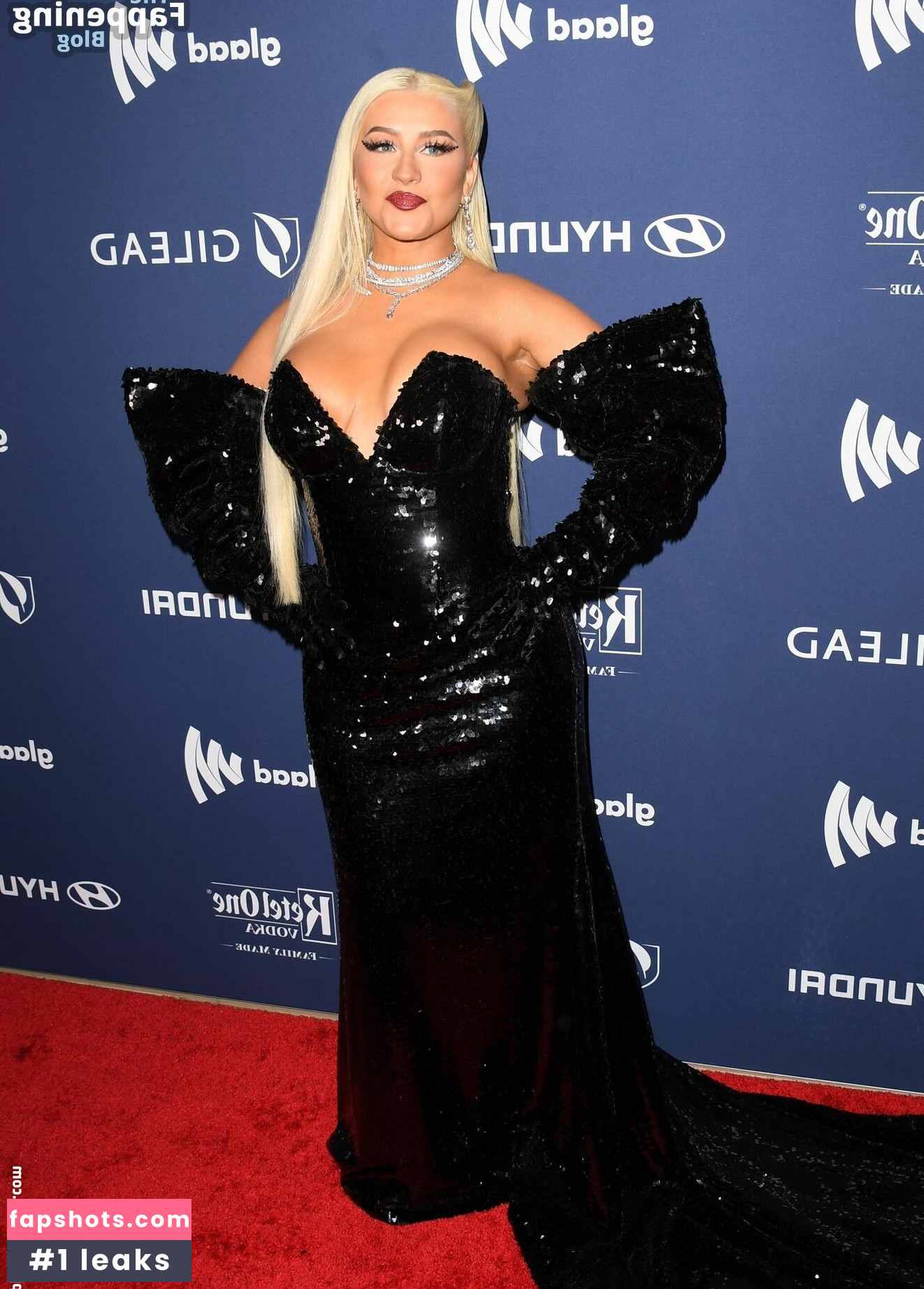 Christina Aguilera gallery photo #924