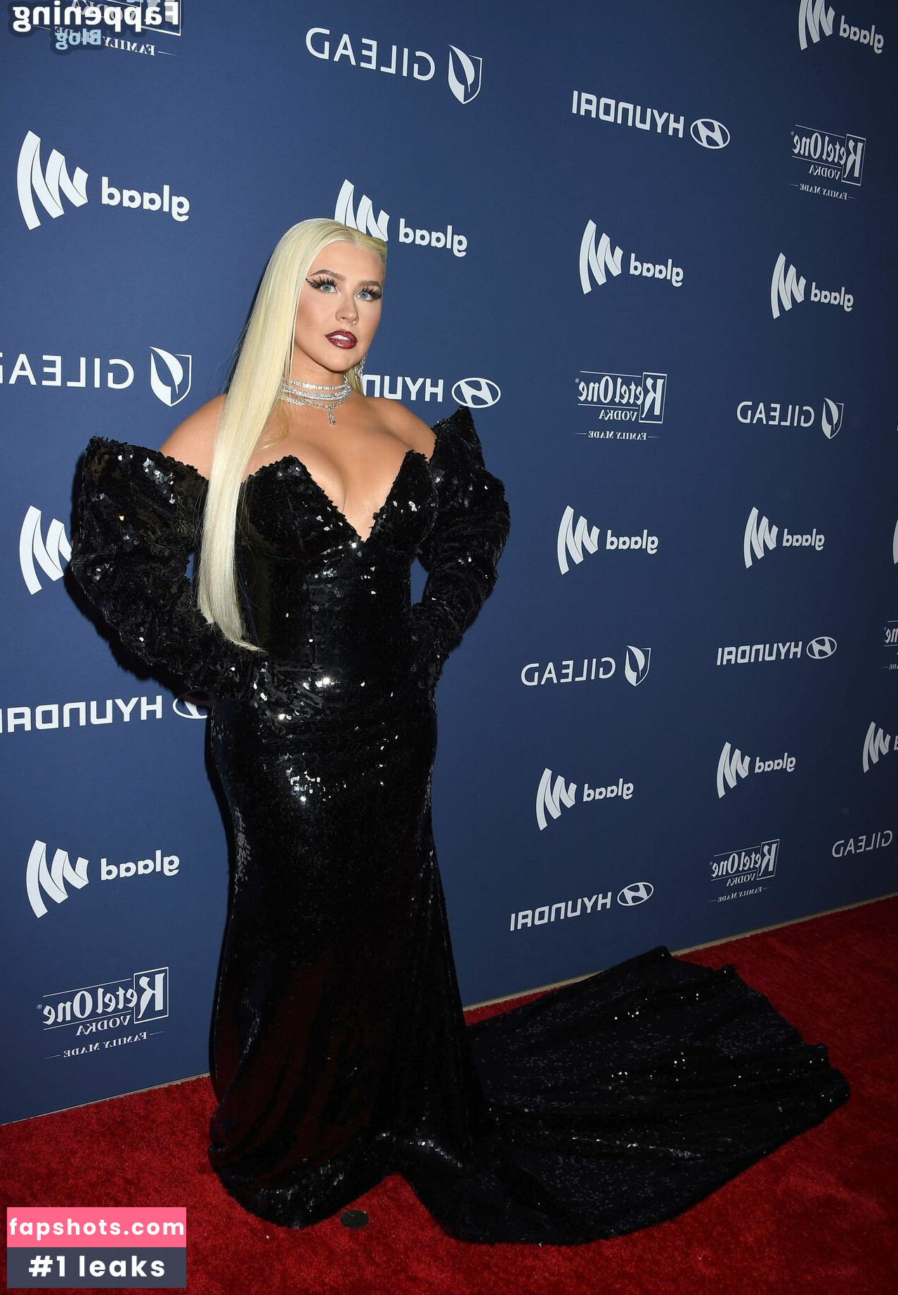 Christina Aguilera gallery photo #927