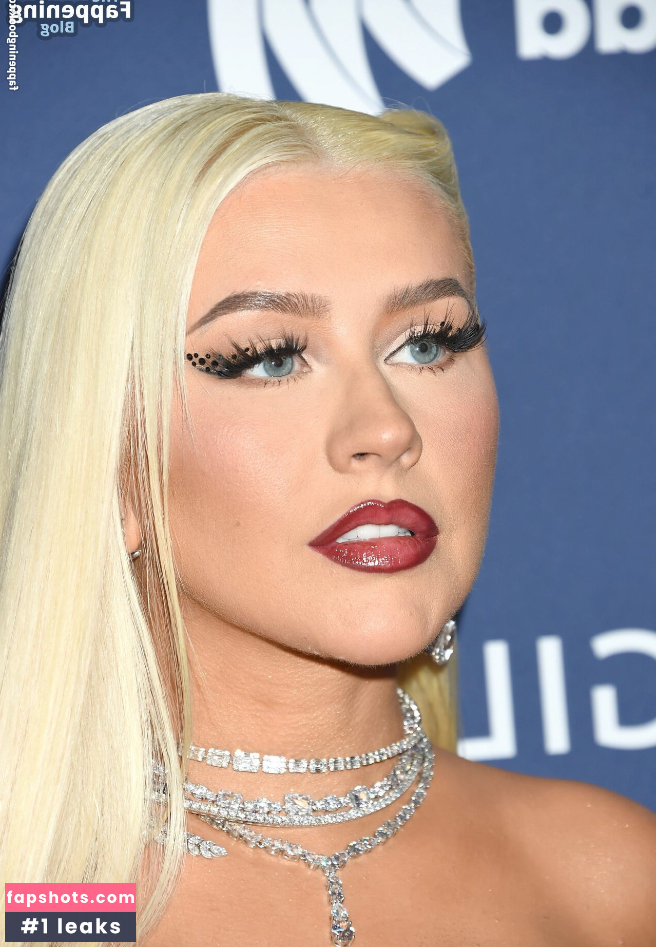 Christina Aguilera gallery photo #932