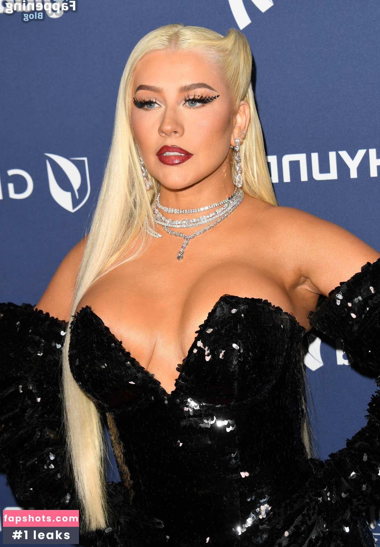 Christina Aguilera gallery photo #934