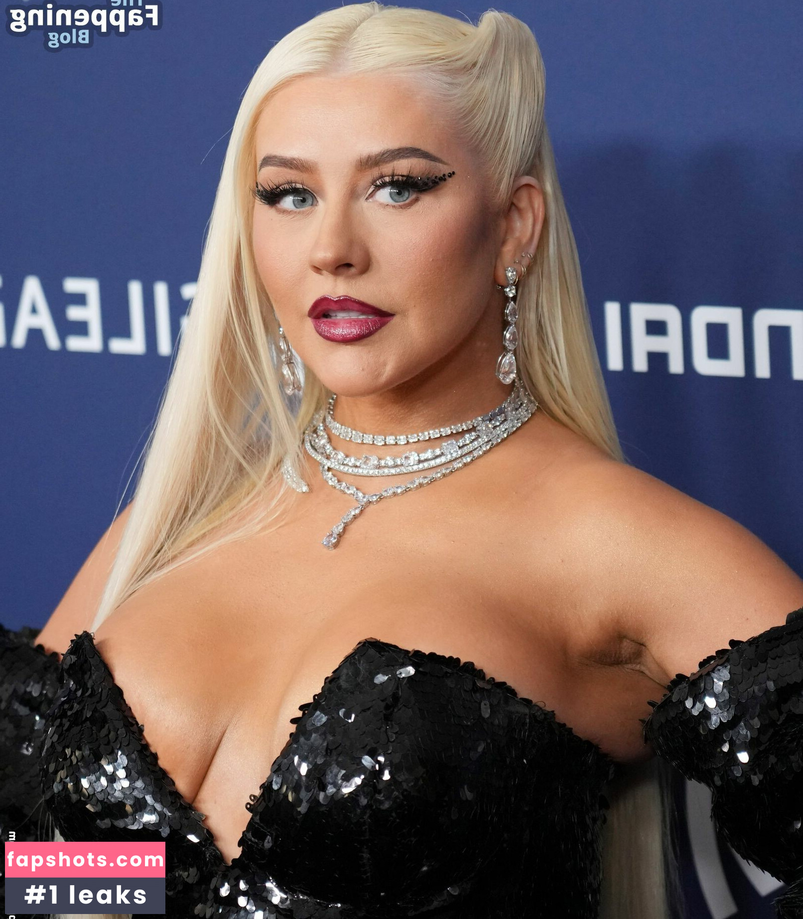 Christina Aguilera gallery photo #938