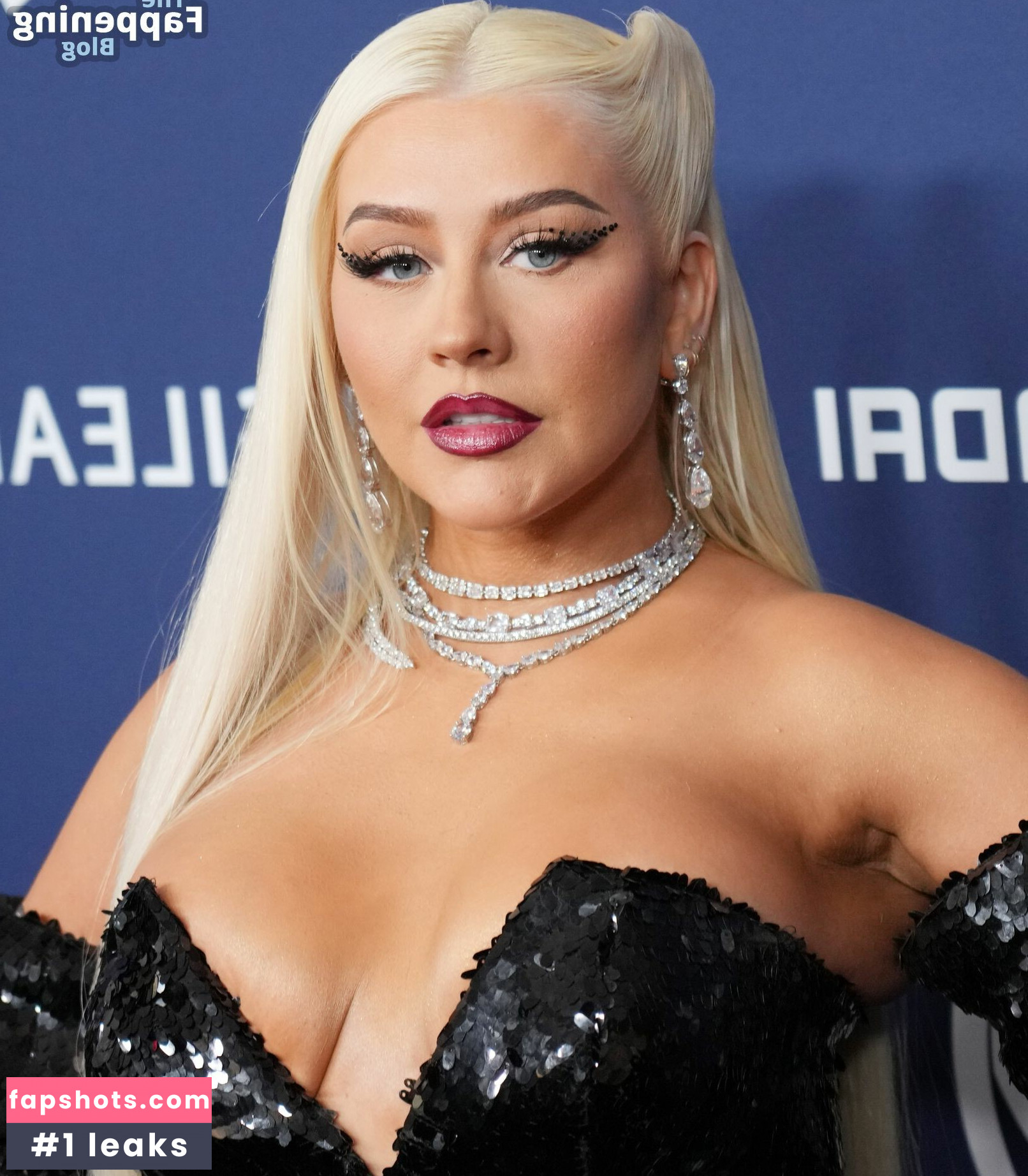 Christina Aguilera gallery photo #940