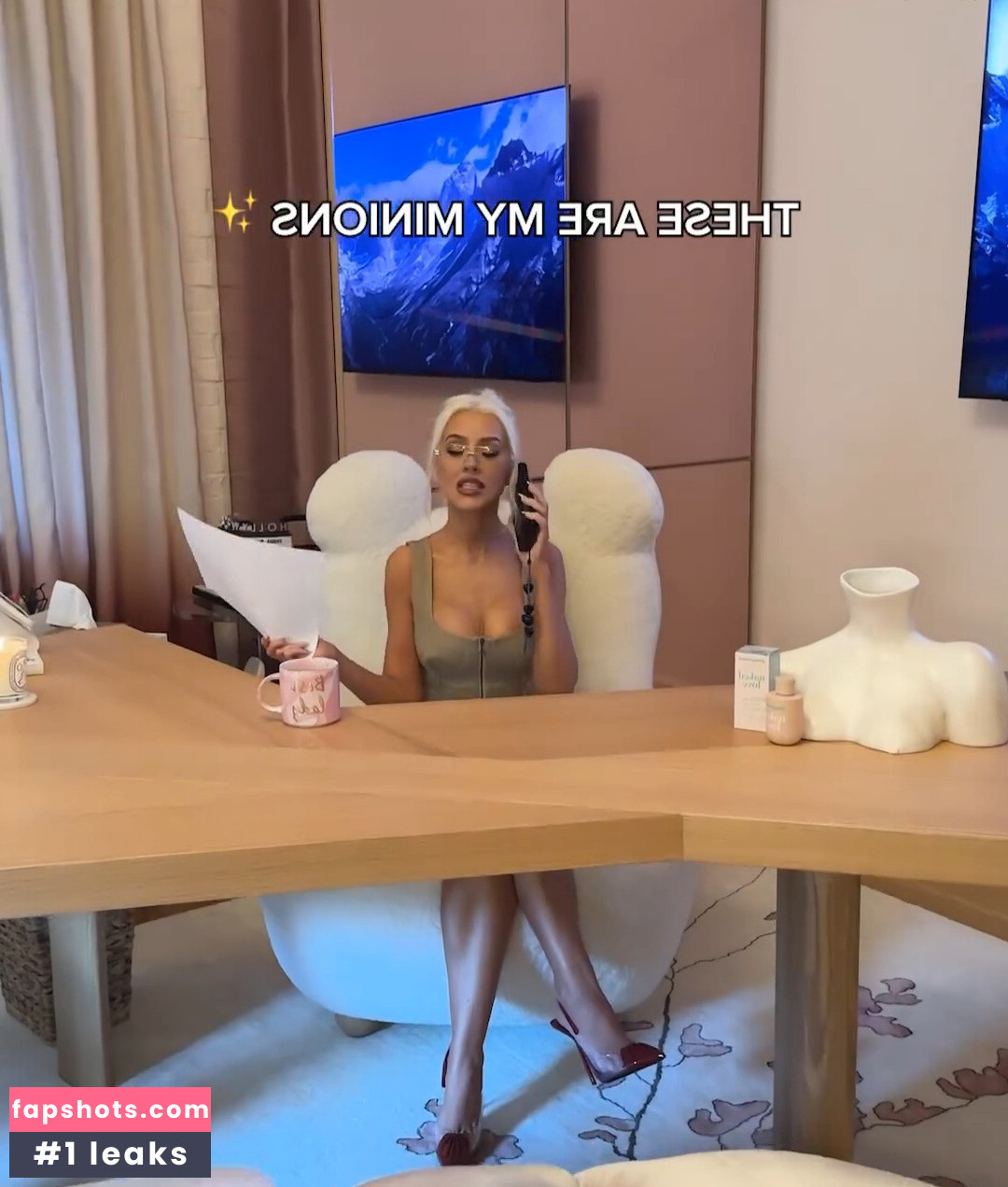 Christina Aguilera gallery photo #97