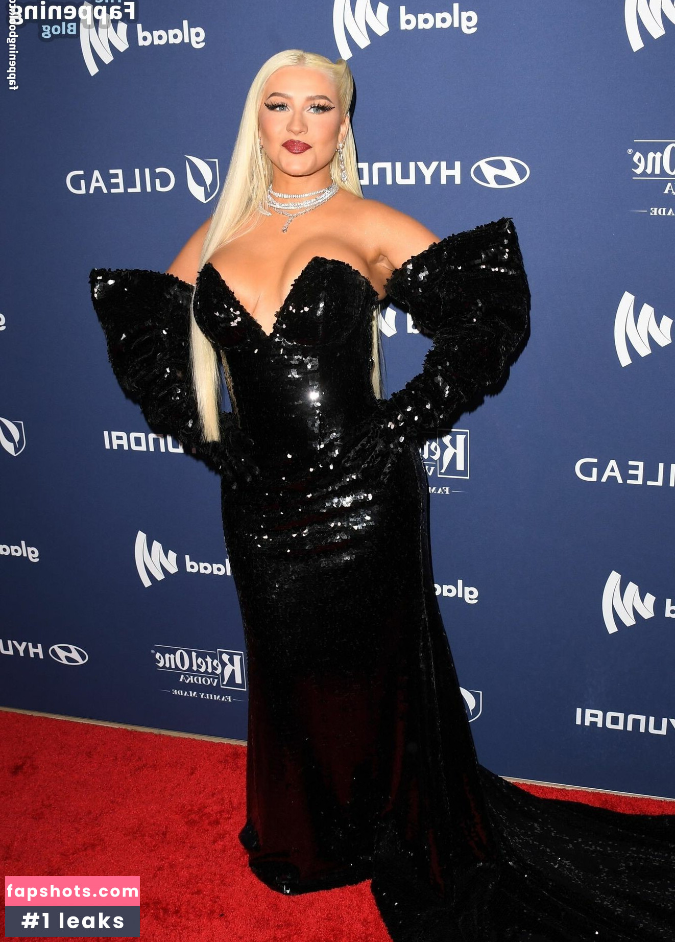 Christina Aguilera gallery photo #963