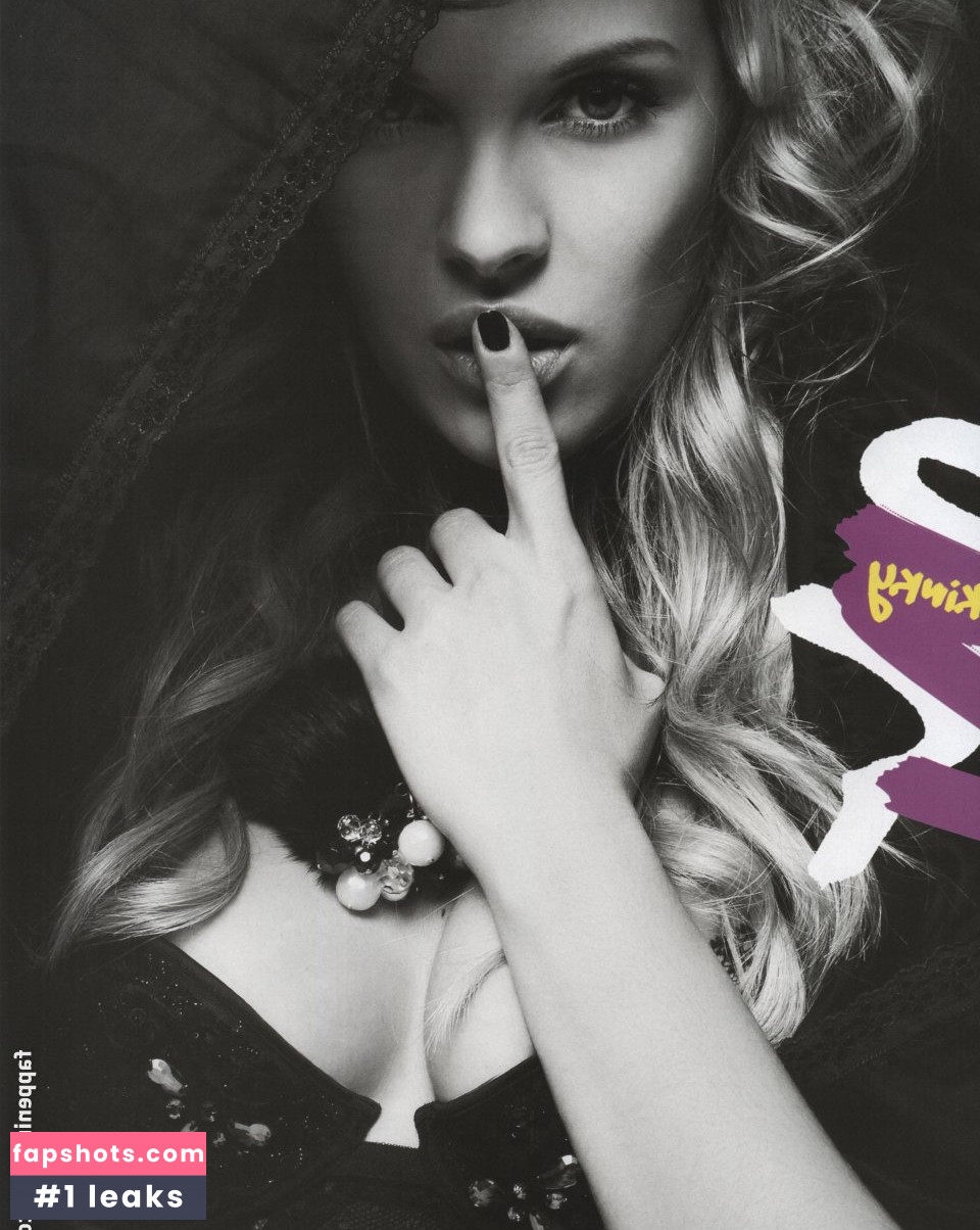 Christina Aloupi gallery photo #3