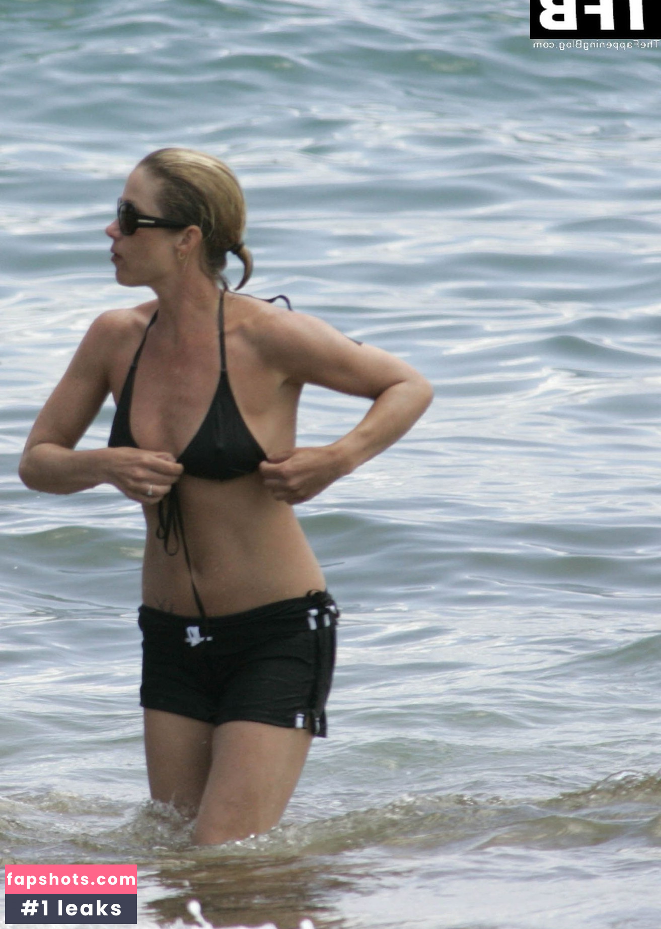 Christina Applegate gallery photo #74