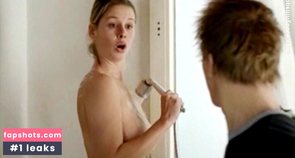 Christina Beyerhaus gallery photo #8