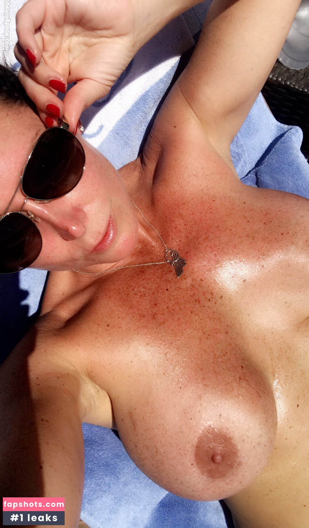 Christina Carter gallery photo #21