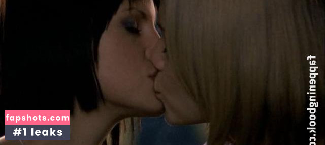 Christina Cole Filtración Desnuda OnlyFans Foto #5 - Fapshots