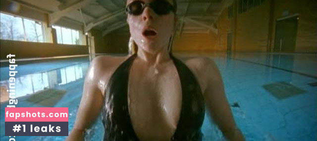 Christina Cole Filtración Desnuda OnlyFans Foto #7 - Fapshots