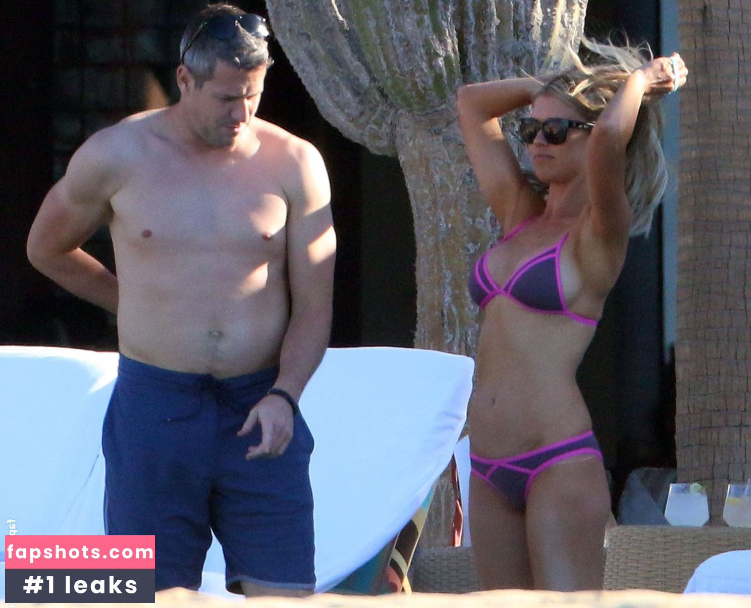 Christina El Moussa gallery photo #48