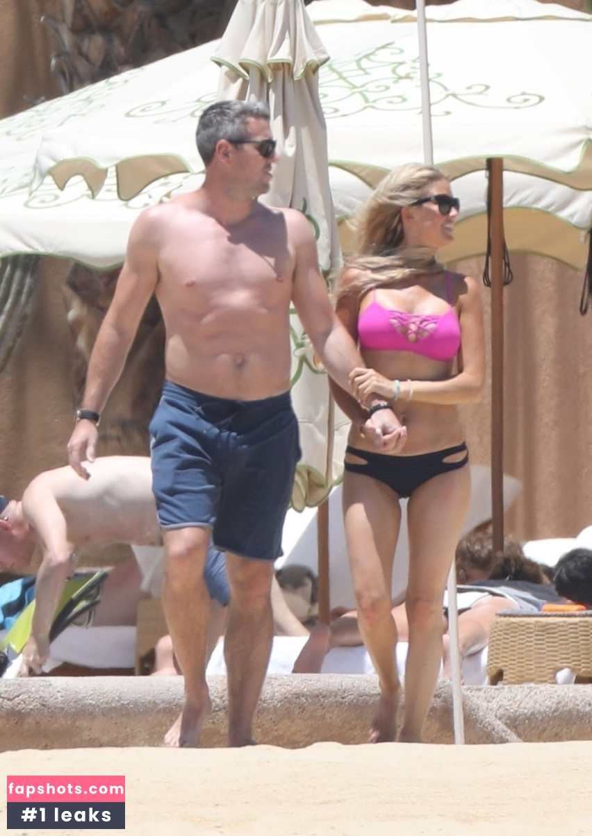 Christina El Moussa gallery photo #72