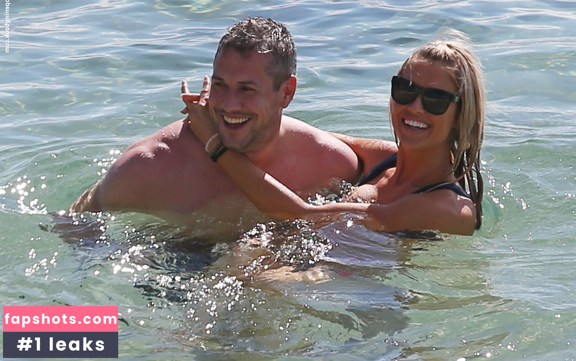 Christina El Moussa gallery photo #78