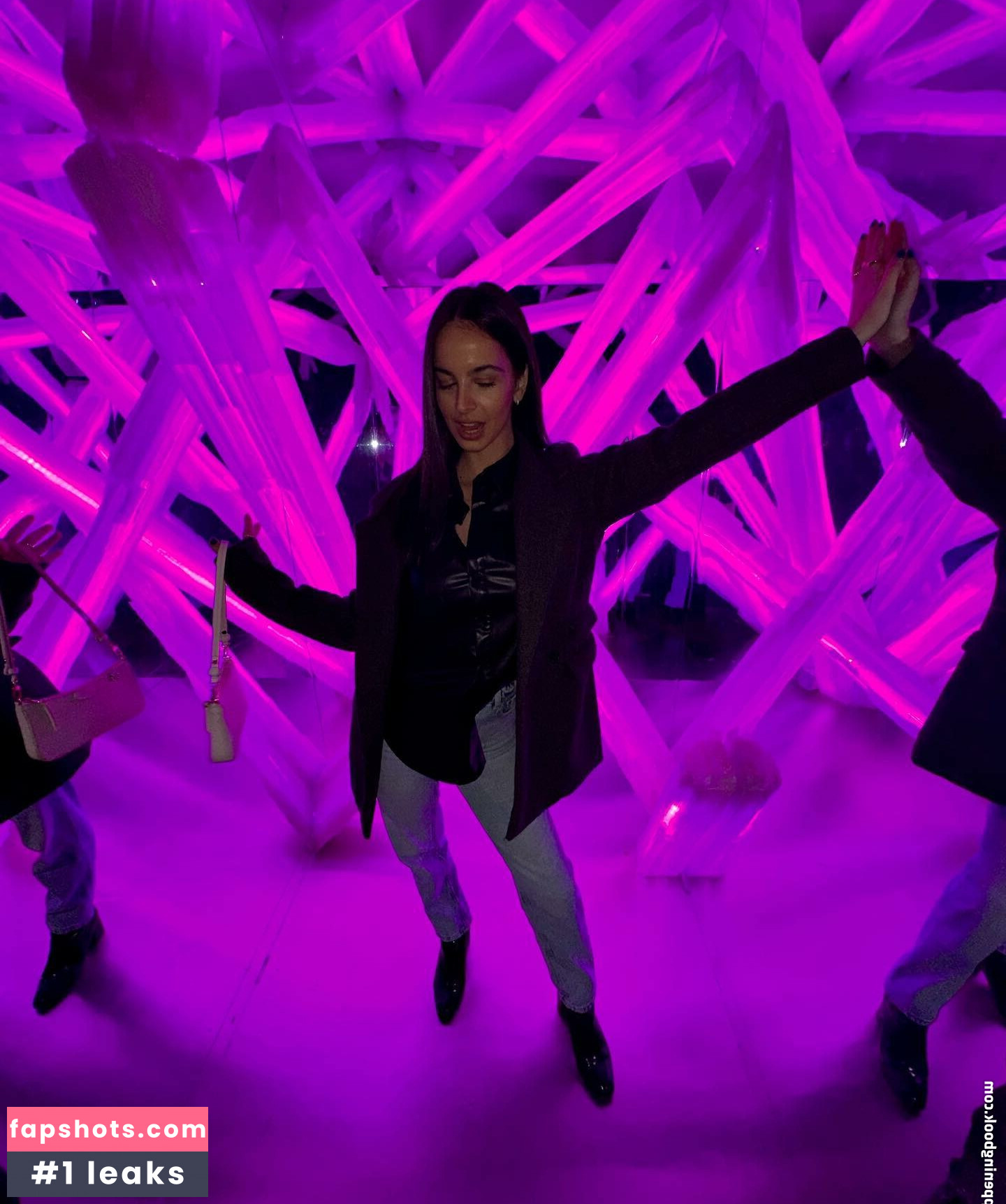 Christina Esposito gallery photo #3