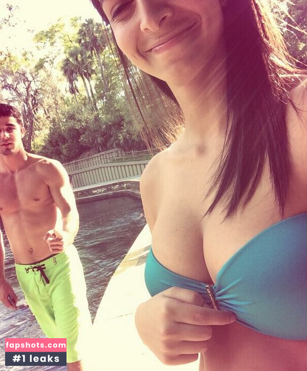 Christina Esposito gallery photo #25