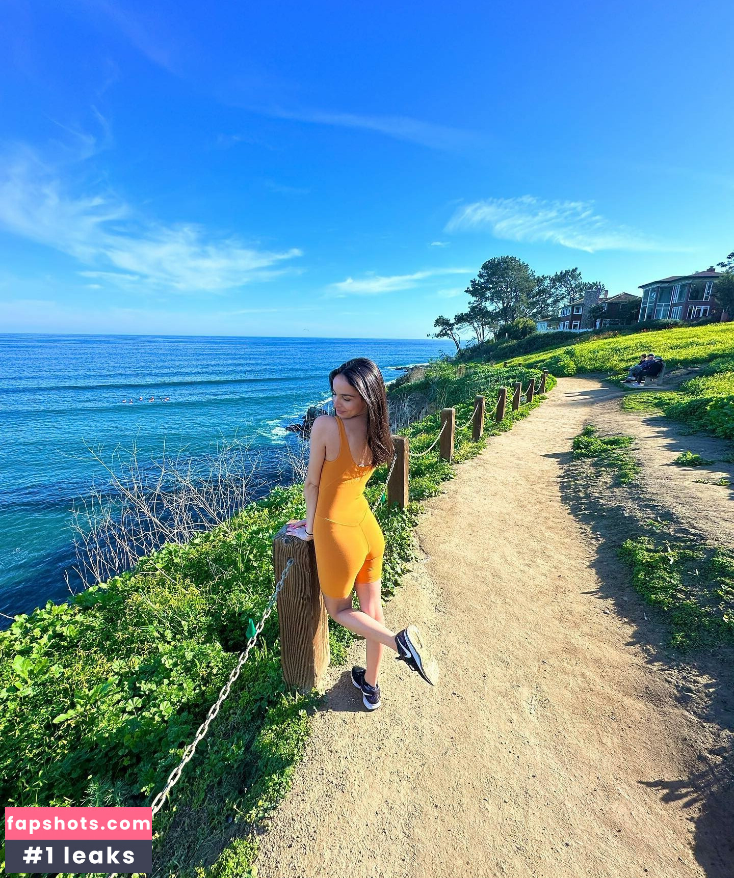 Christina Esposito gallery photo #4