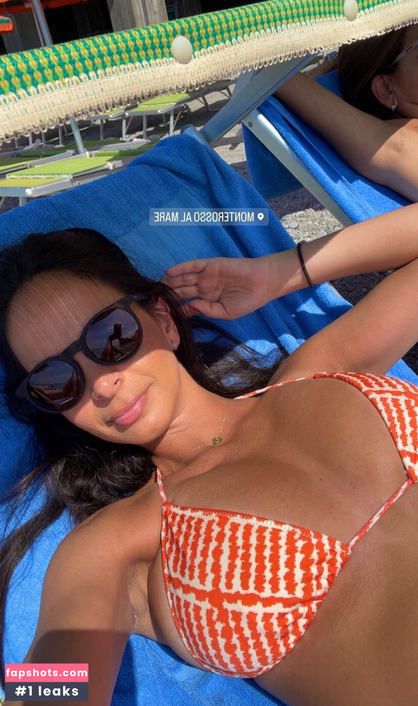 Christina Esposito gallery photo #38