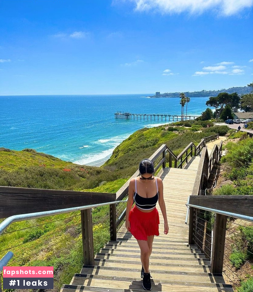 Christina Esposito gallery photo #5