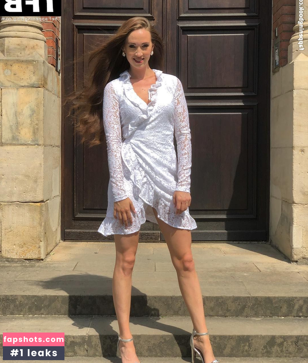 Christina Grass gallery photo #9