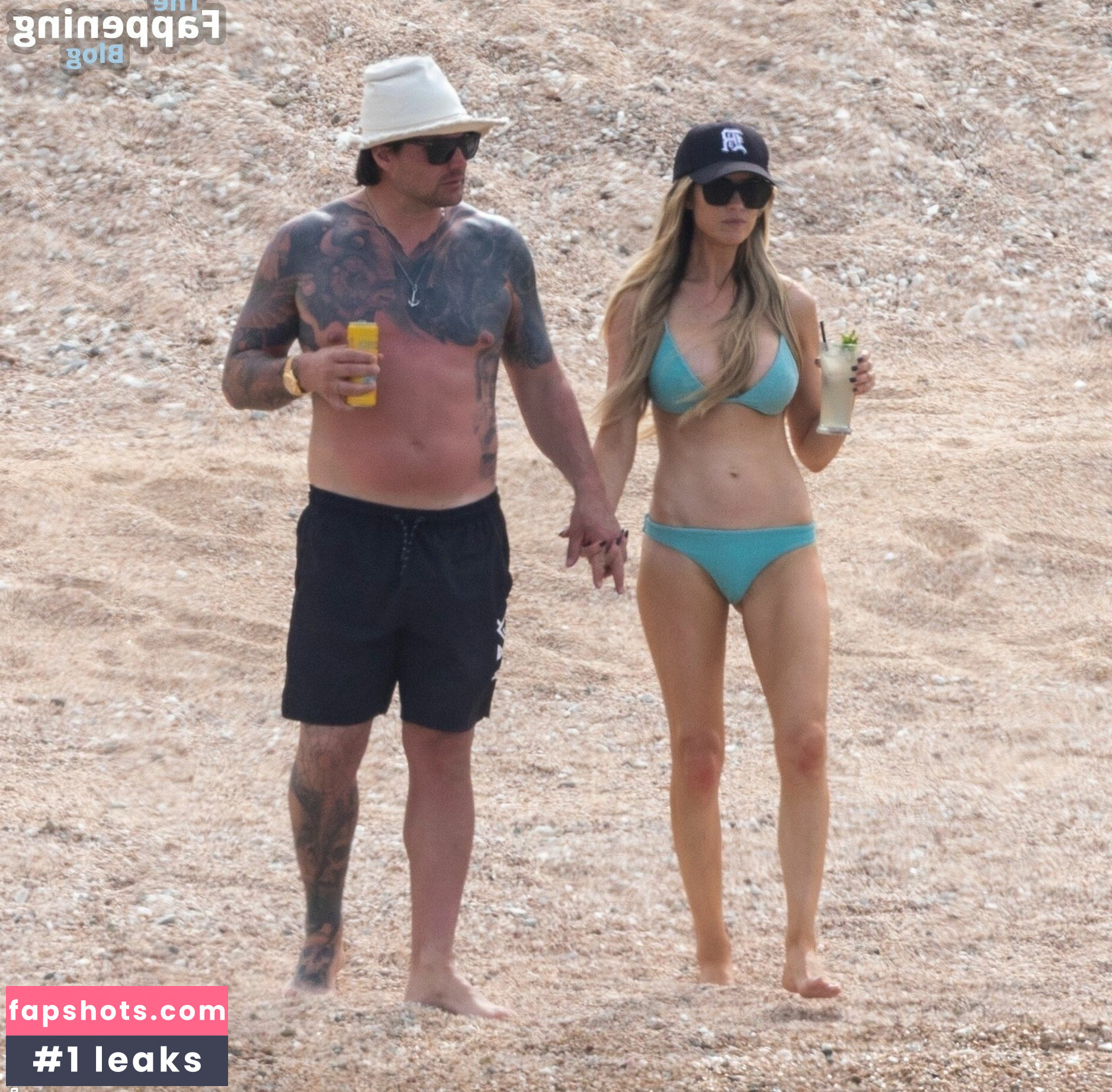 Christina Hall gallery photo #13