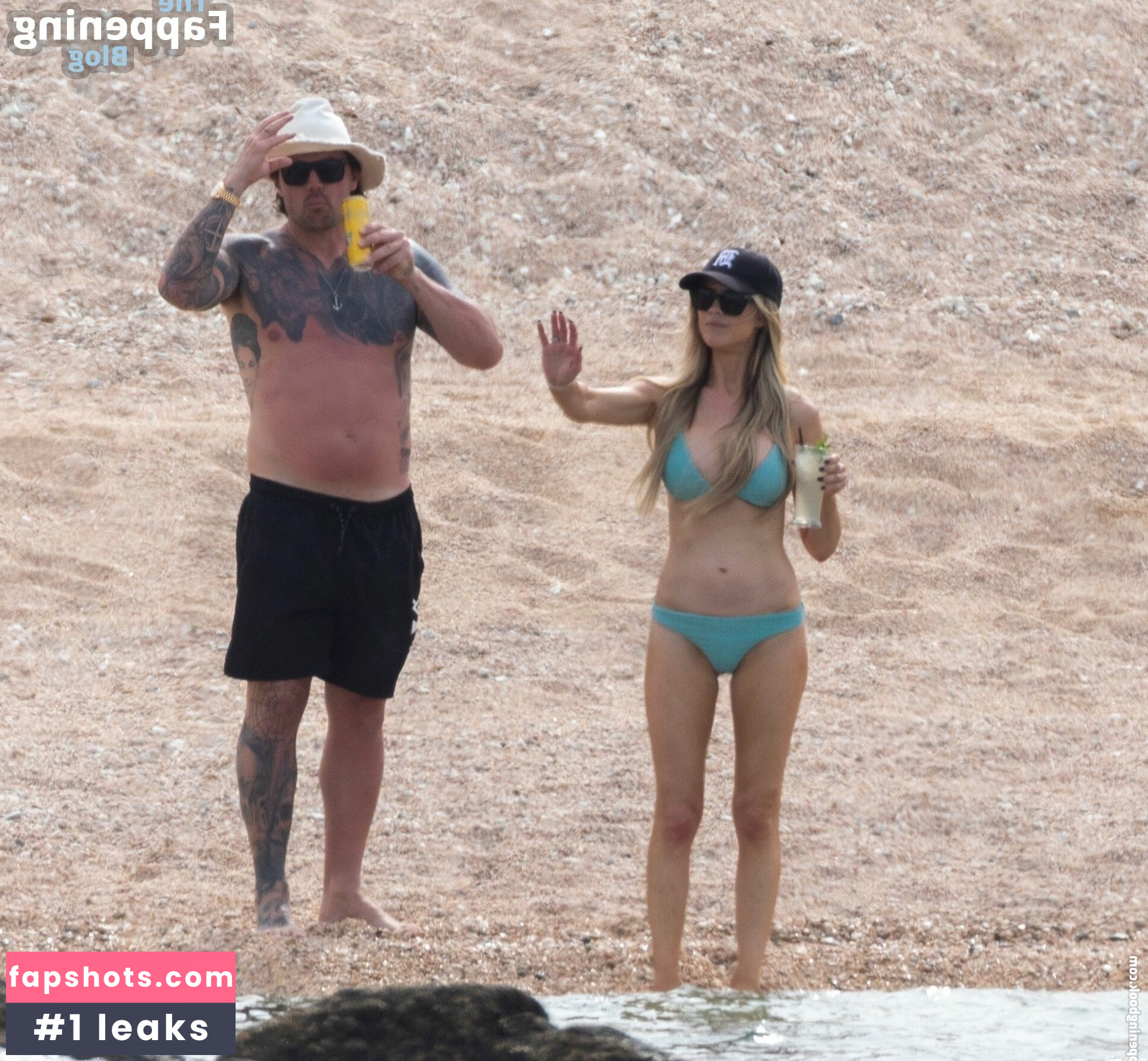 Christina Hall gallery photo #15