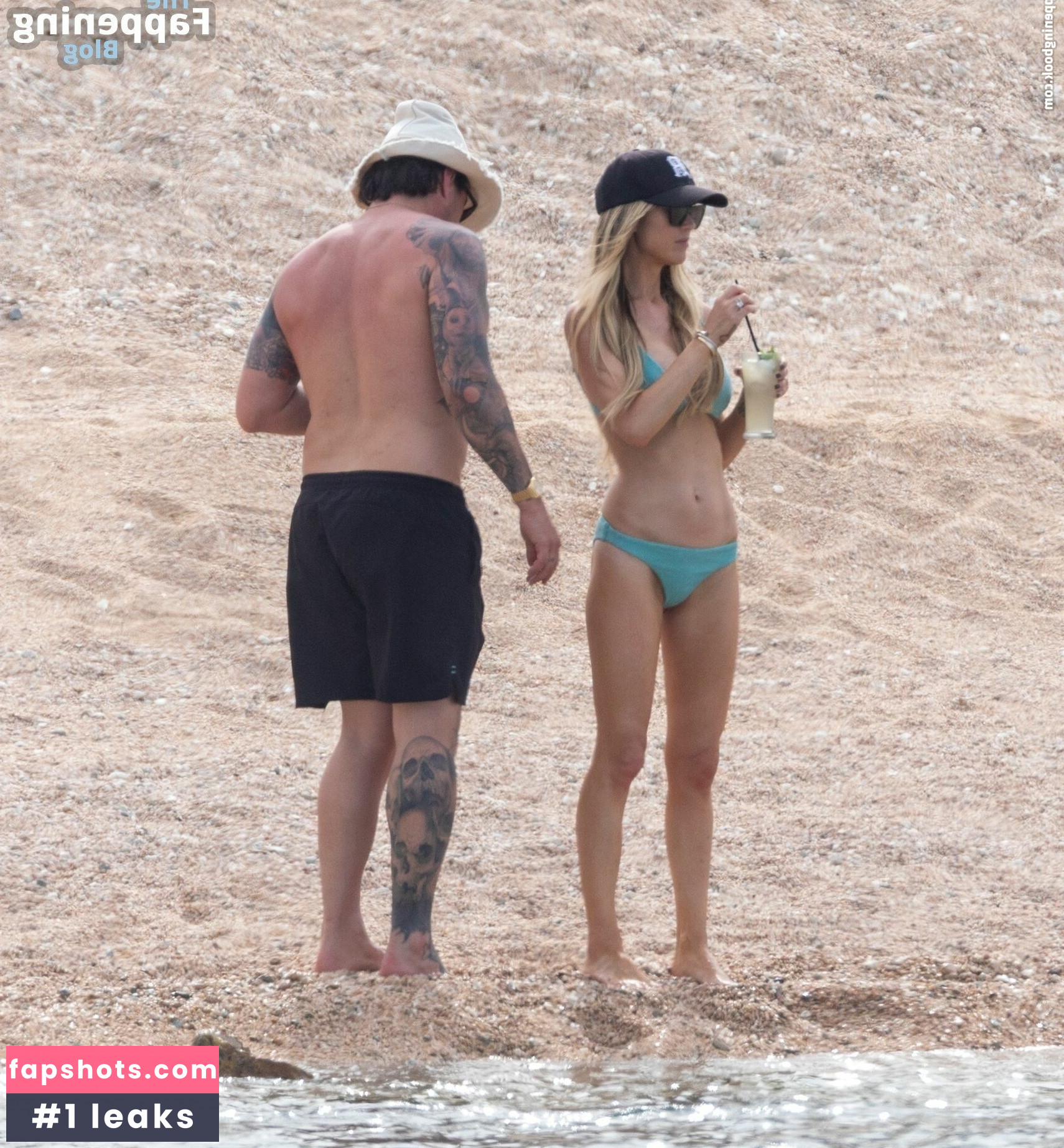 Christina Hall gallery photo #18