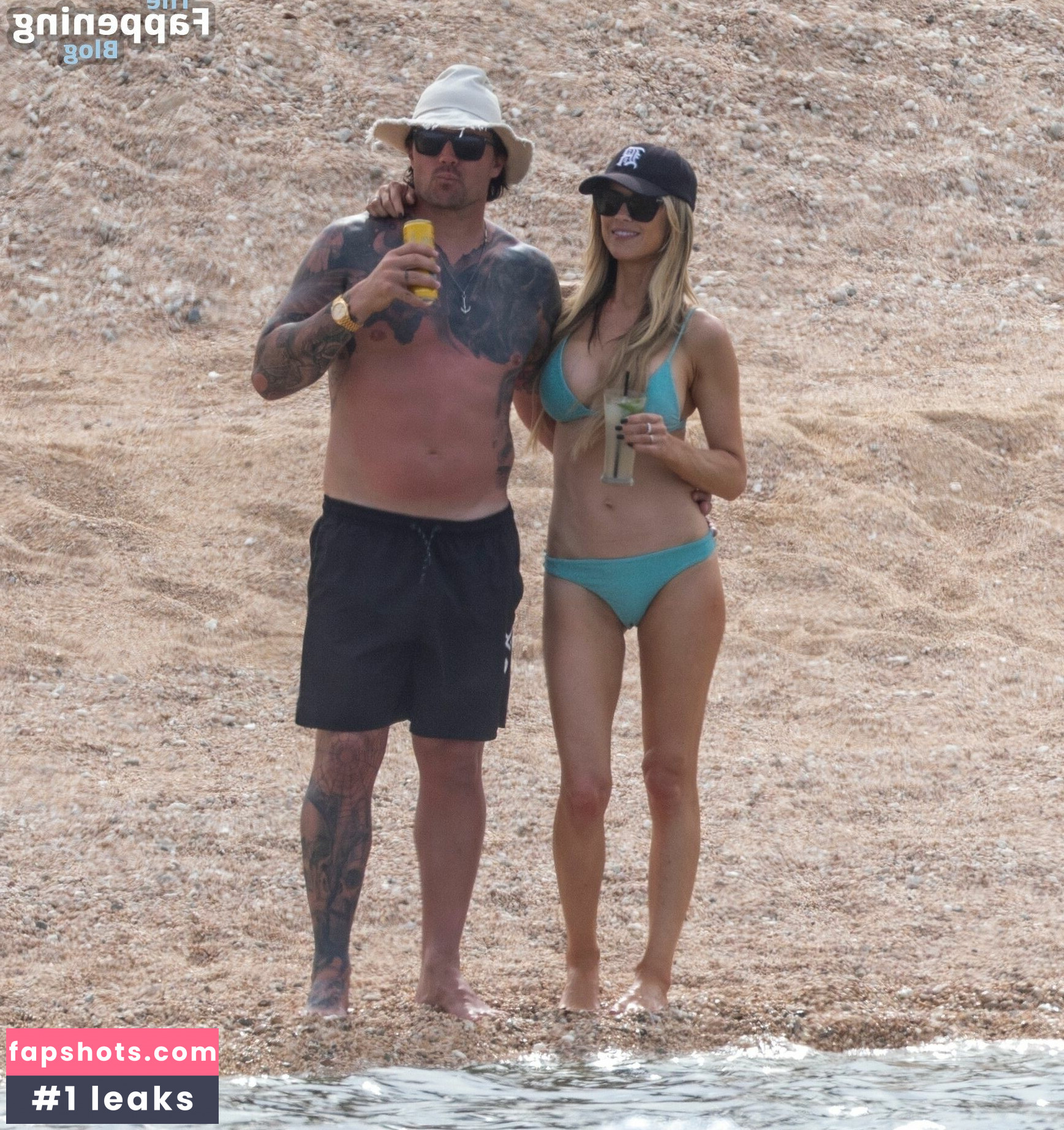 Christina Hall gallery photo #33