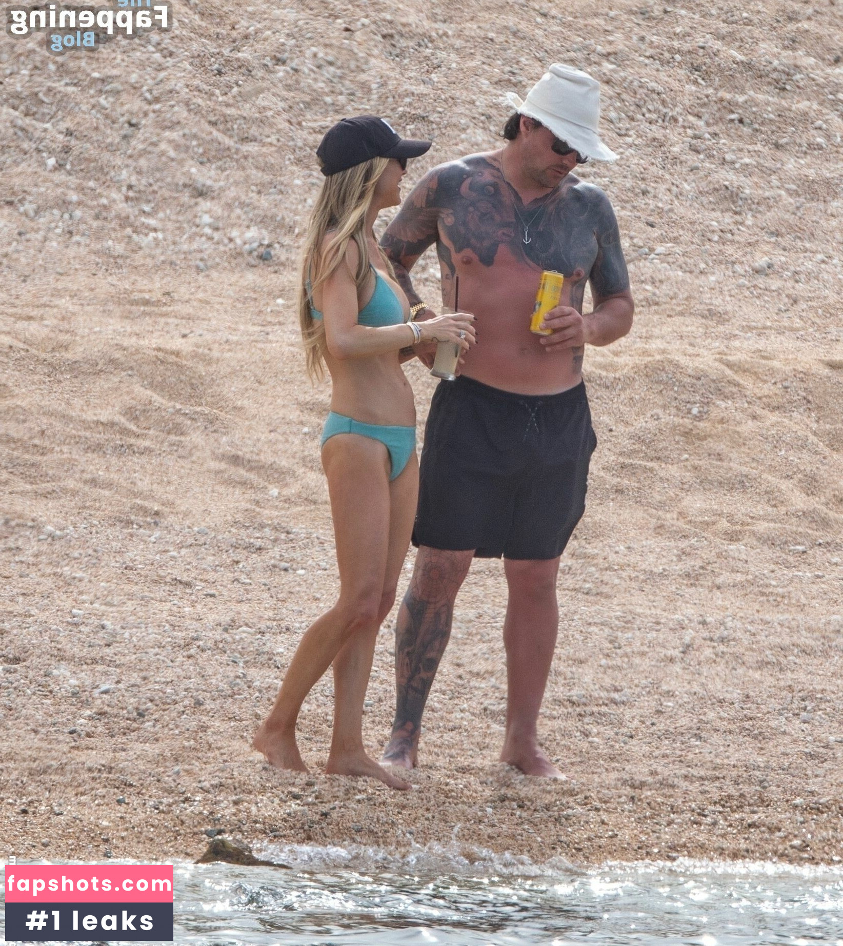 Christina Hall gallery photo #34