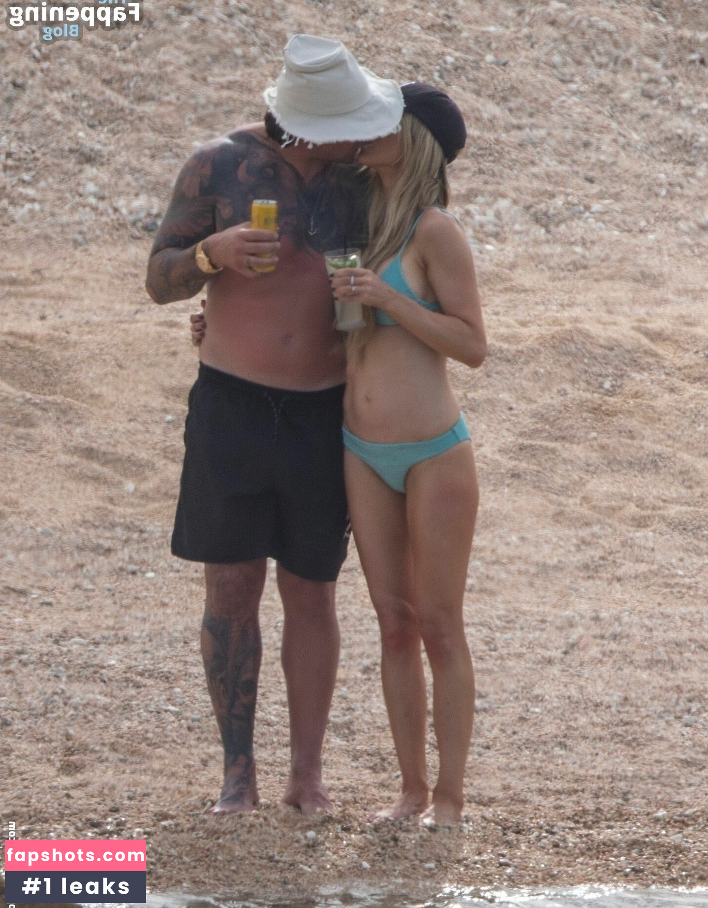 Christina Hall gallery photo #35