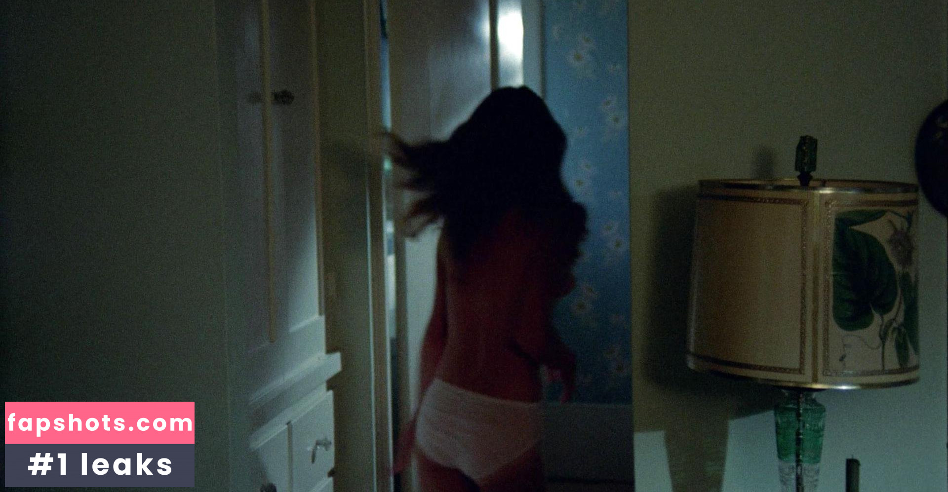 Christina Hart gallery photo #20