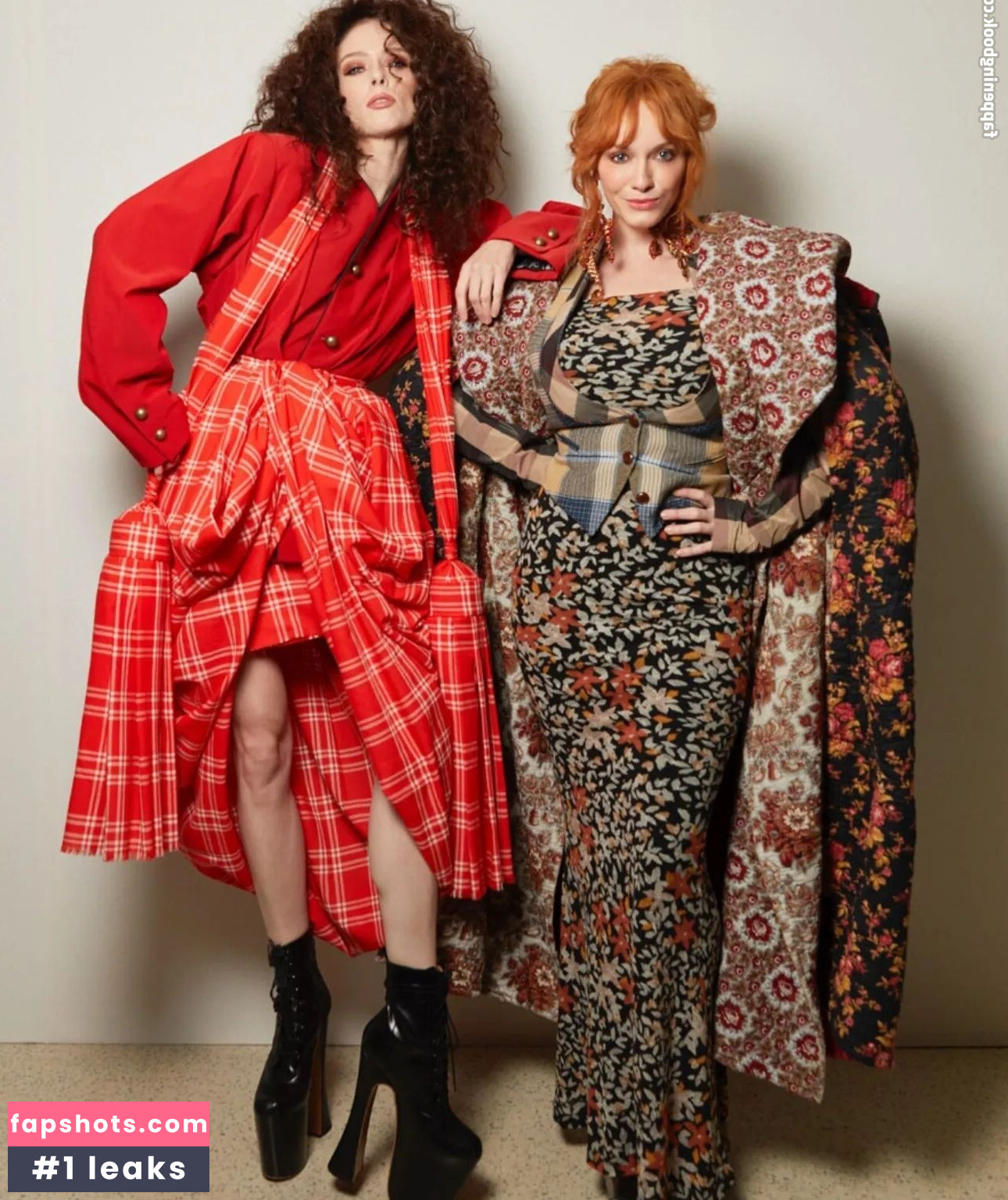 Christina Hendricks gallery photo #216