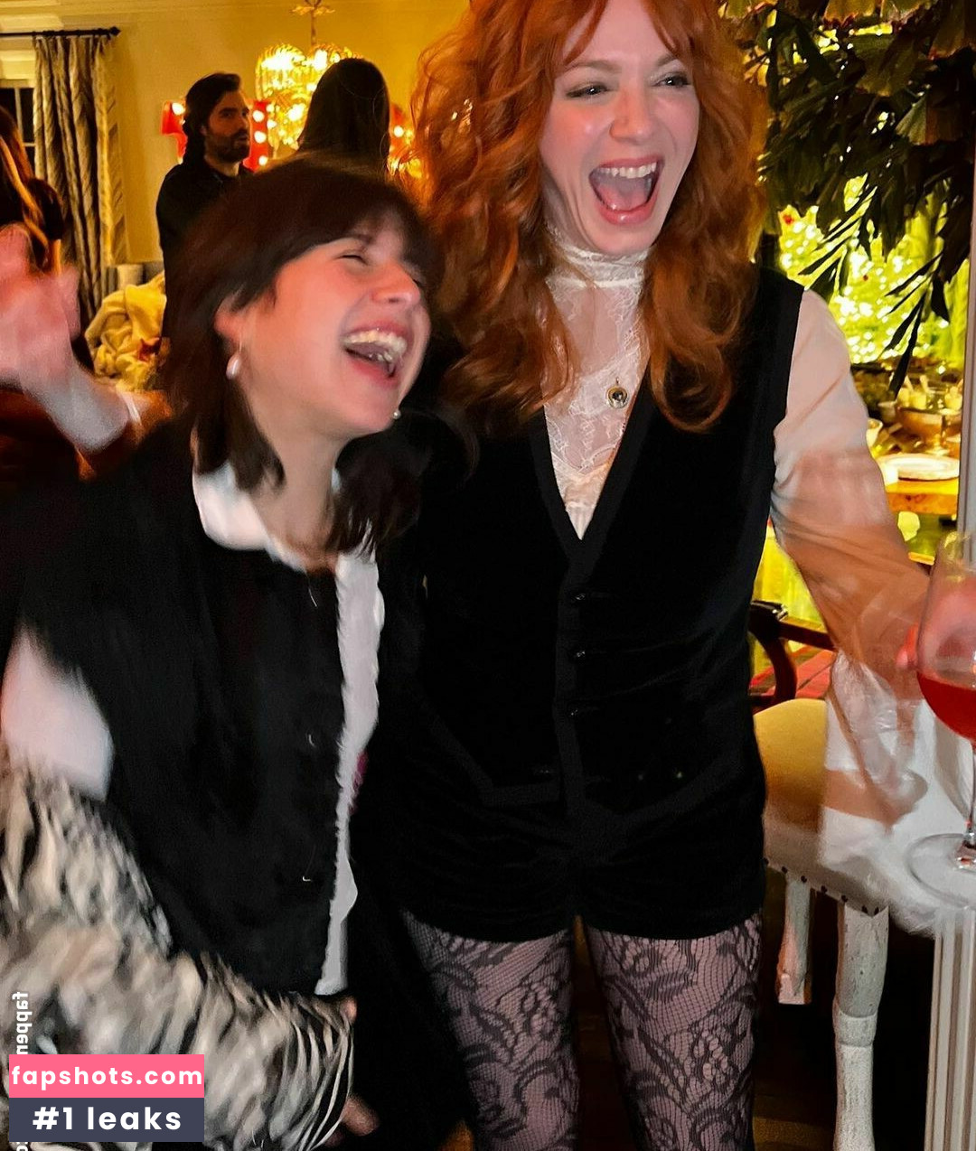 Christina Hendricks Nahé úniky fotek pouze od fanoušků #283 - Fapshots