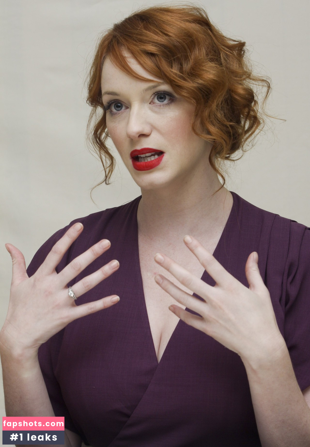 Christina Hendricks Nahé úniky fotek pouze od fanoušků #456 - Fapshots