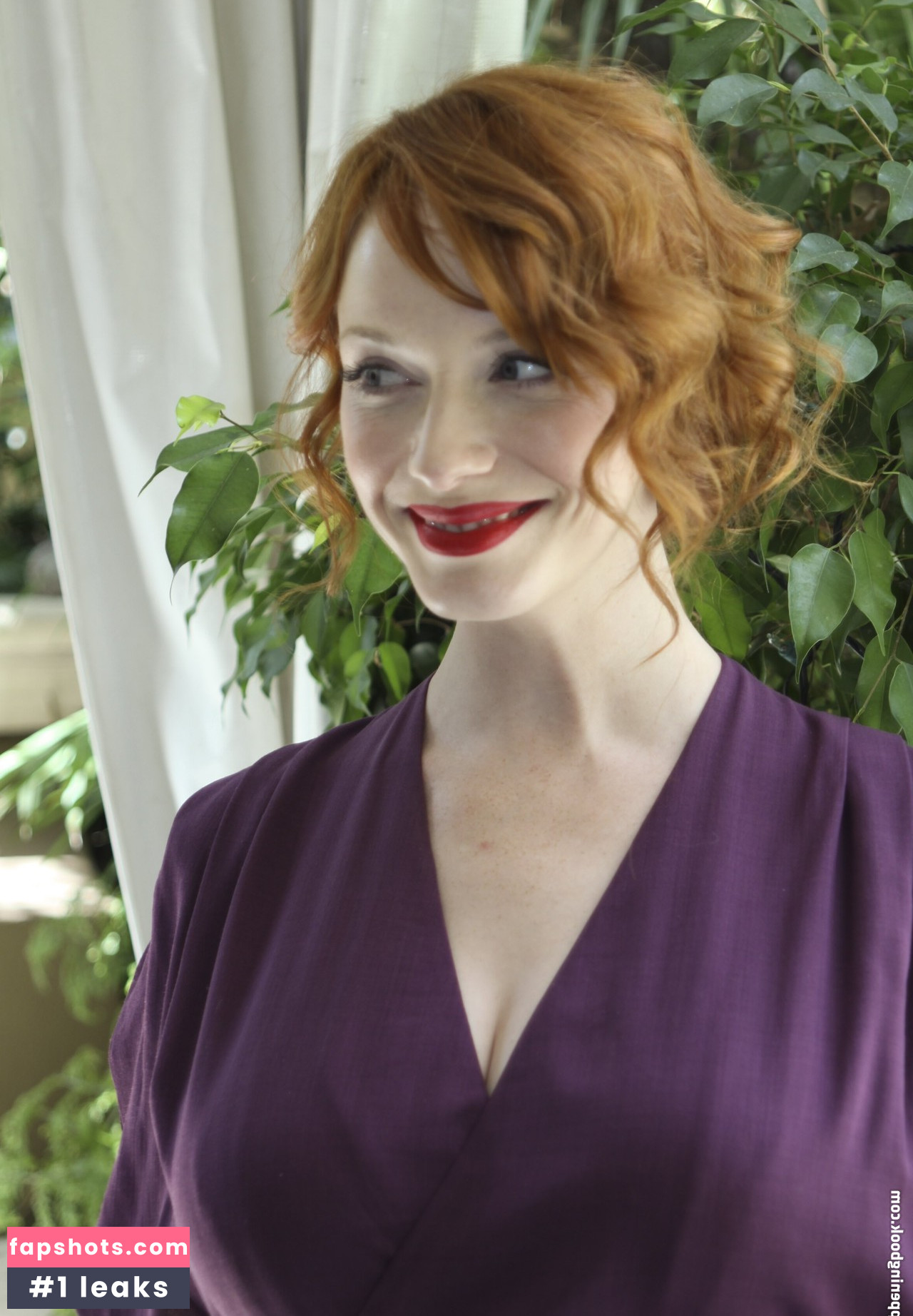 Christina Hendricks Nahé úniky fotek pouze od fanoušků #471 - Fapshots