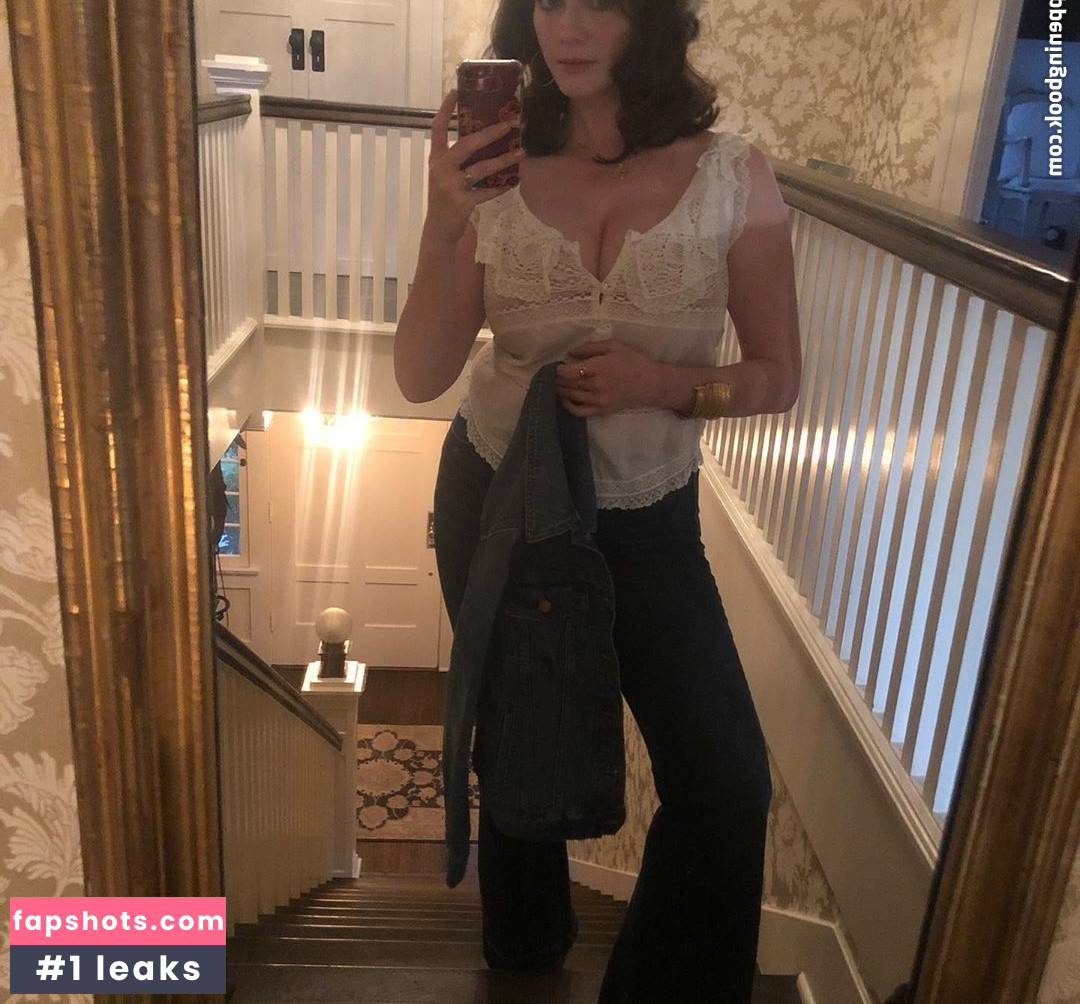 Christina Hendricks Nahé úniky fotek pouze od fanoušků #528 - Fapshots