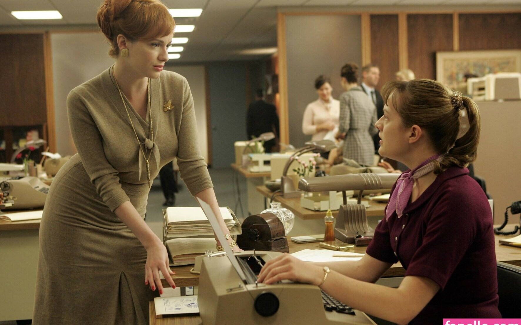 christina-hendricks gallery photo #1043