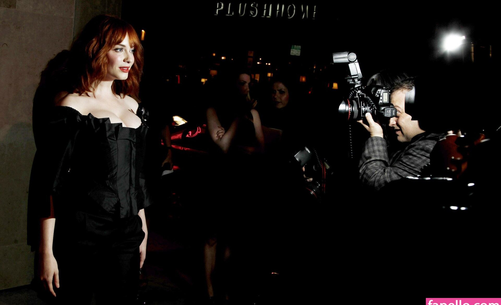 christina-hendricks gallery photo #769