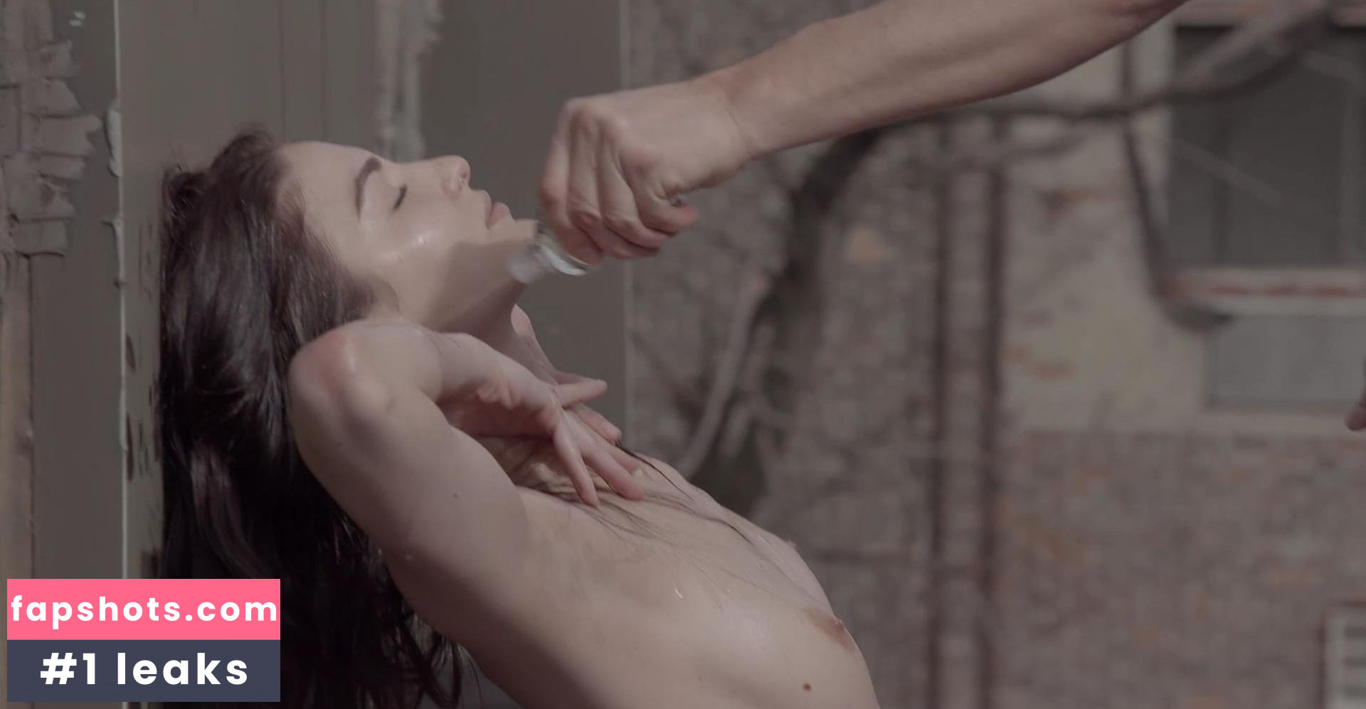 Christina Ionno gallery photo #5