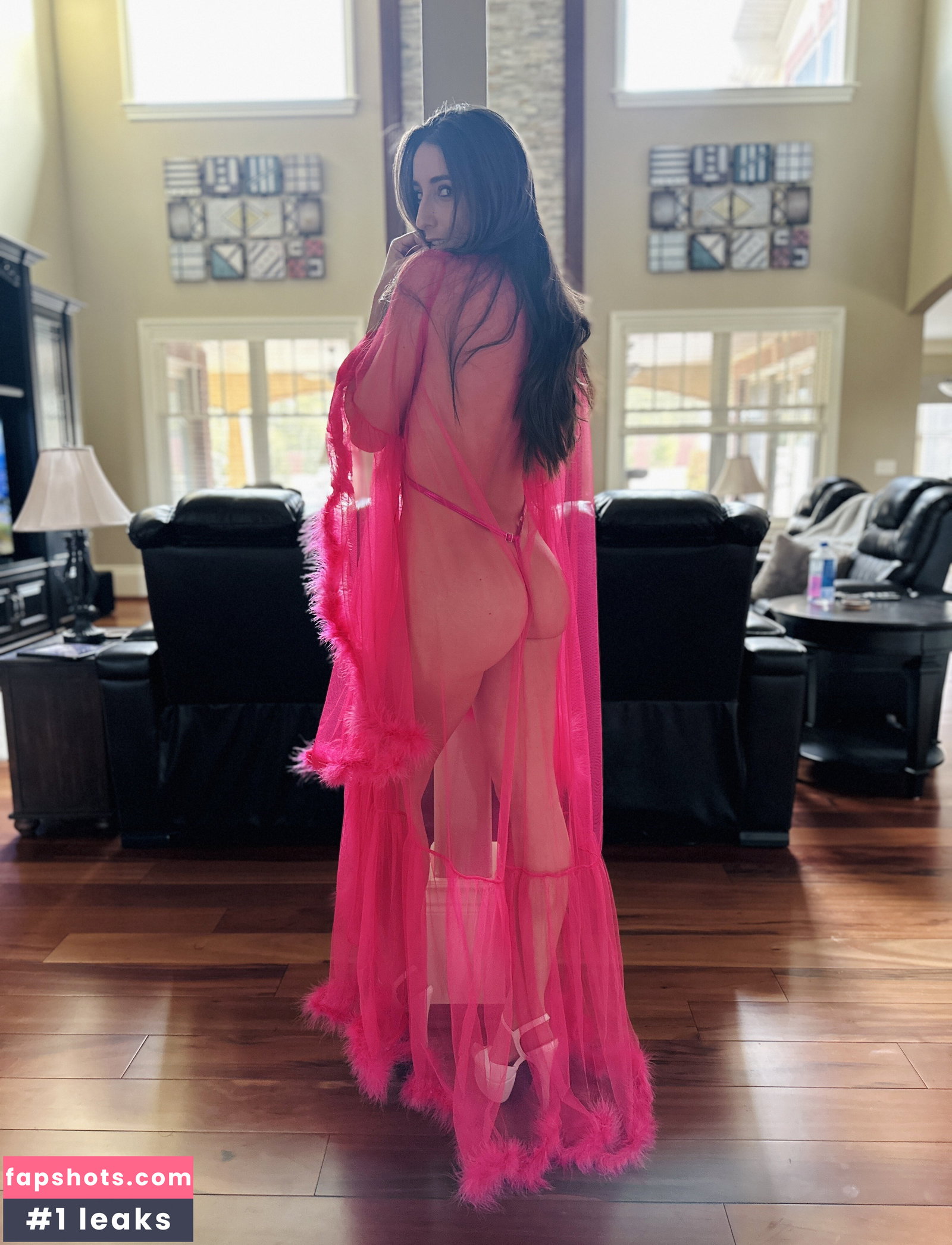 Christina Khalil gallery photo #3529