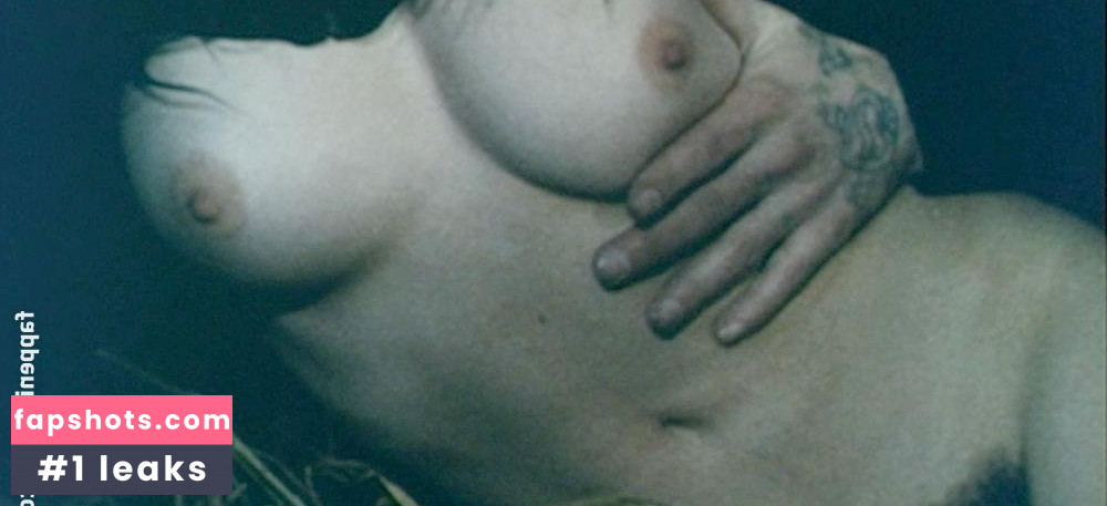 Christina Lindberg Nahé úniky fotek pouze od fanoušků #31 - Fapshots